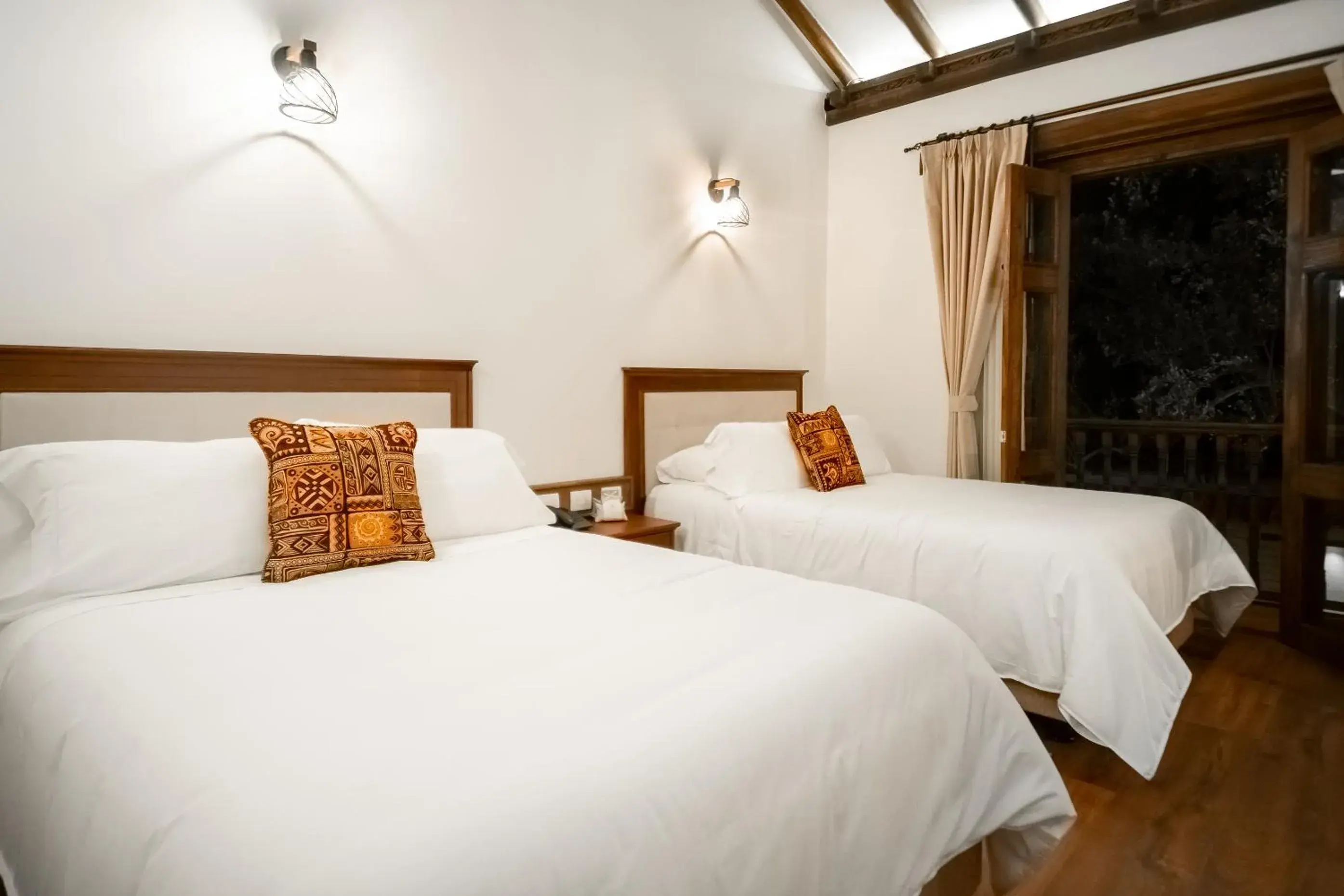 Standard Double Room in Hotel Casa Alcestre Standard Double Room in Hotel Casa Alcestre