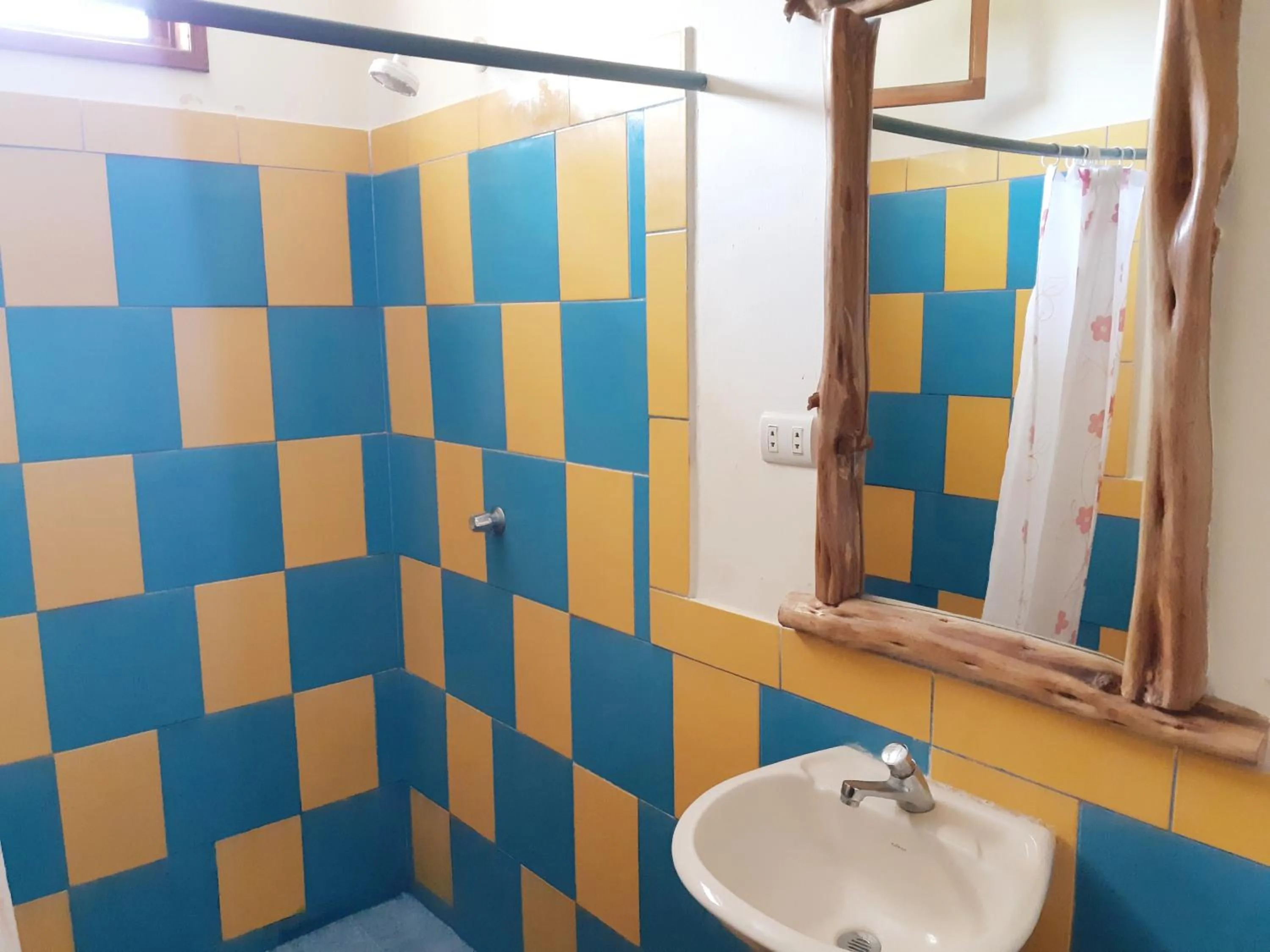 Shower in Hotel Boutique Hurvínek