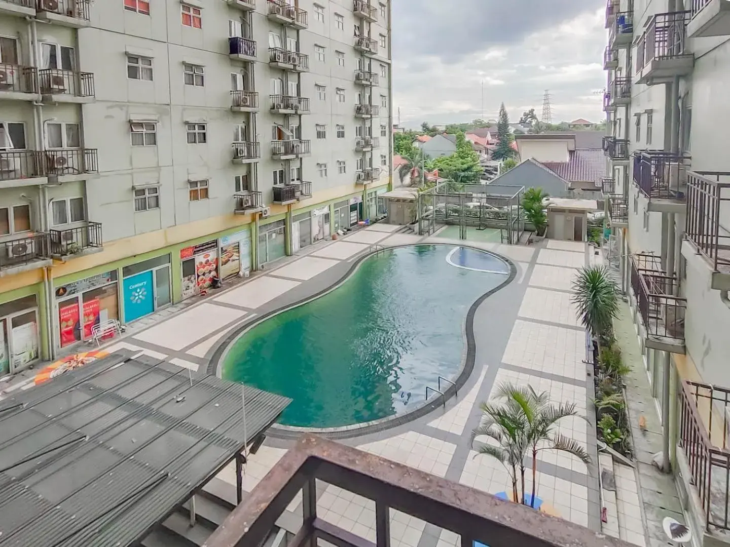 RedLiving Apartemen The Suites Metro - King Property Tower C RedLiving Apartemen The Suites Metro - King Property Tower C