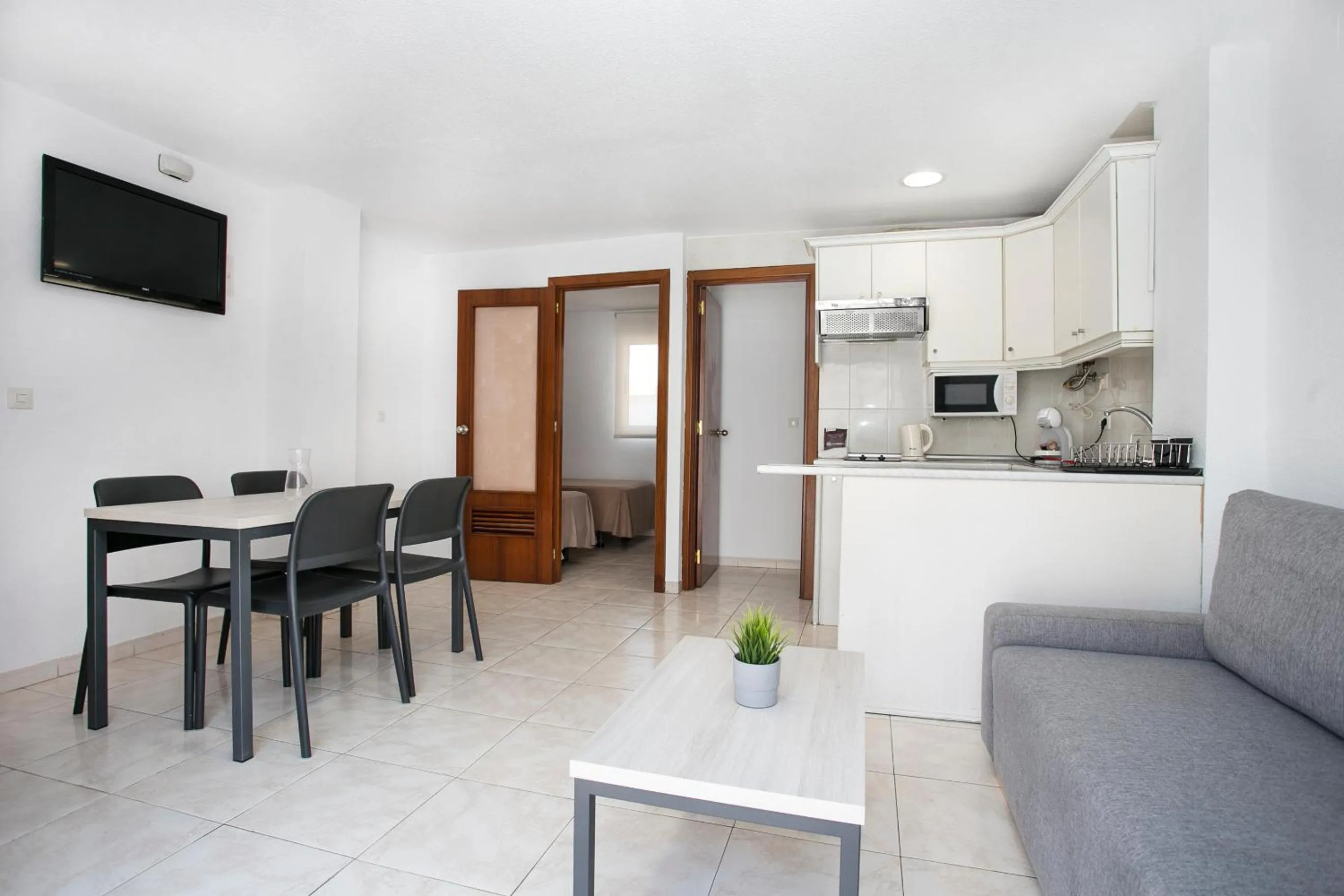 Kitchen or kitchenette in L&G Apartamentos Benidorm