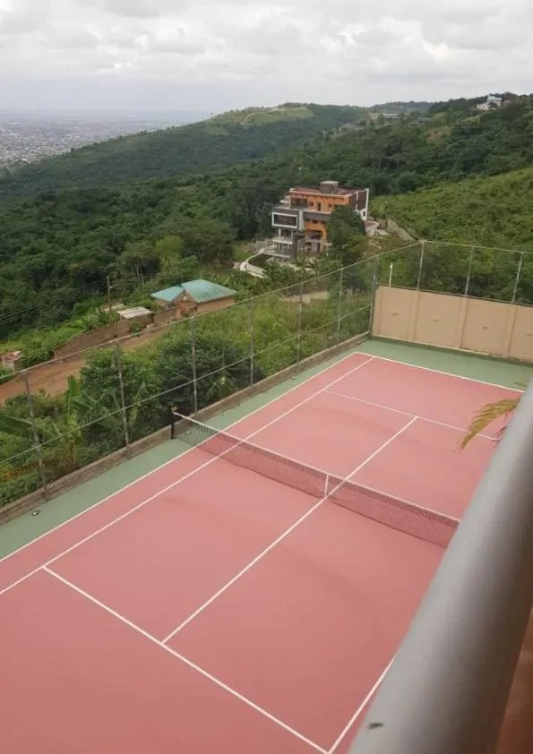 Tennis court in Brown Hills Residences