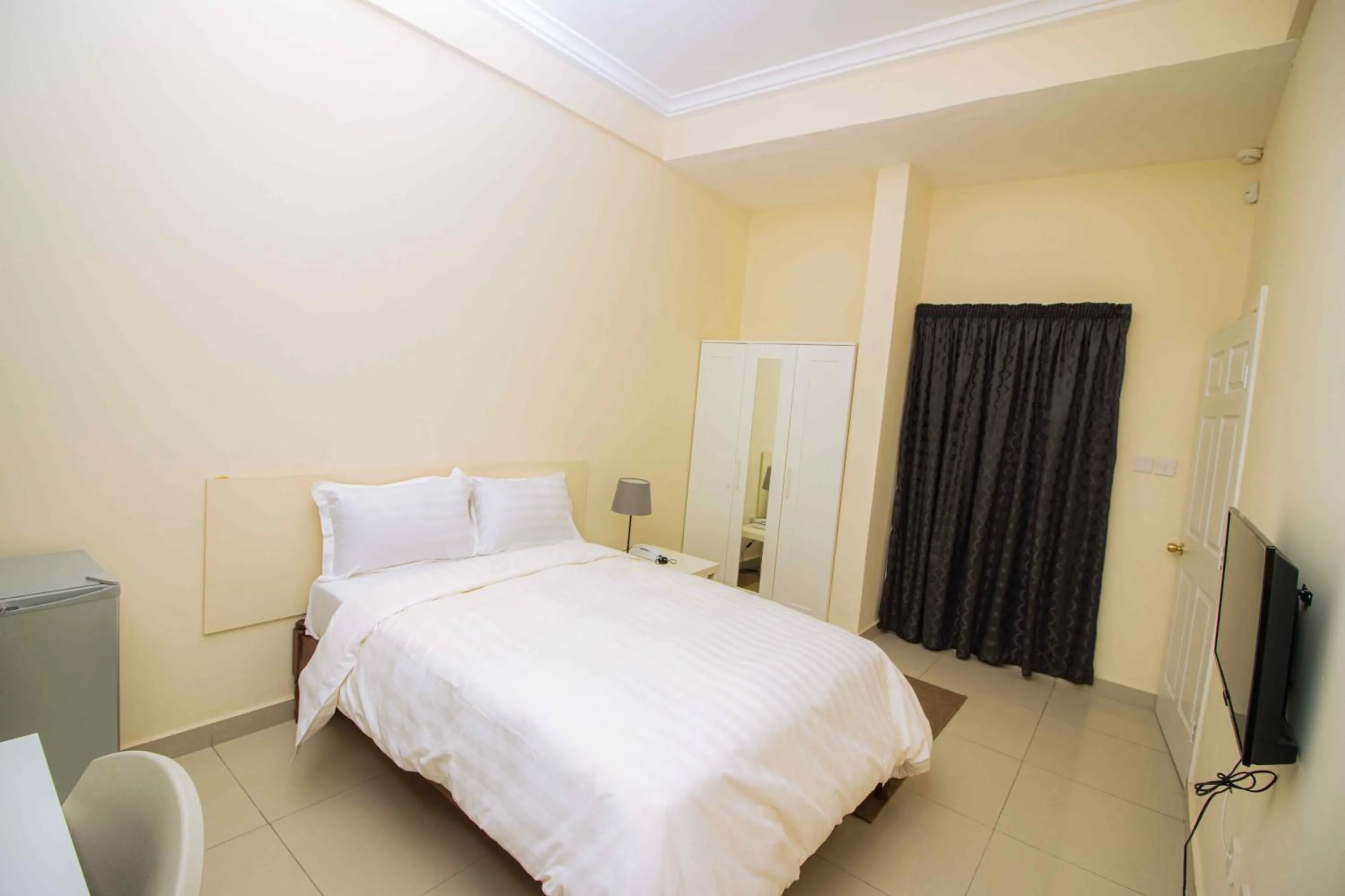 Bed in Brown Hills Residences