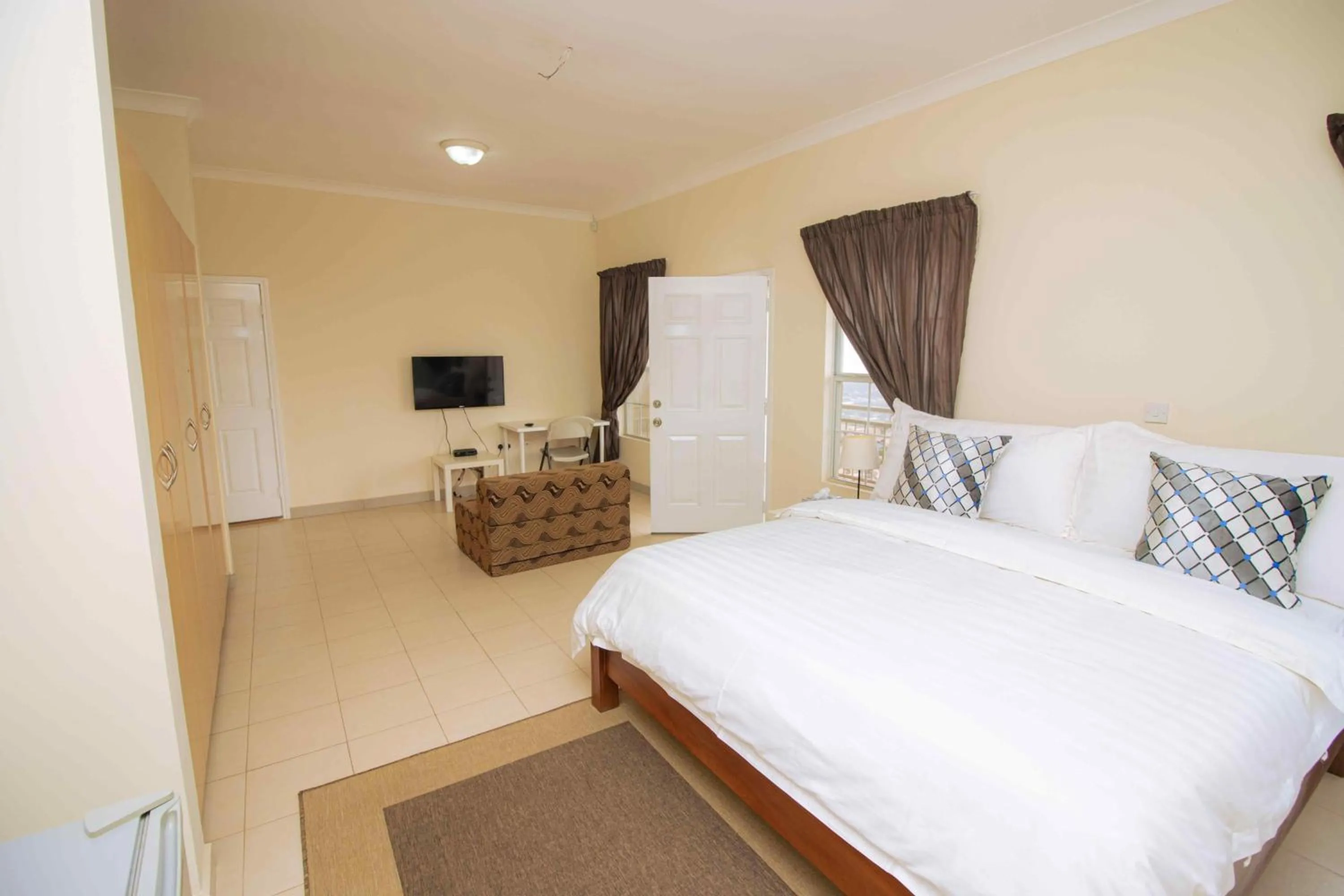 Bed in Brown Hills Residences