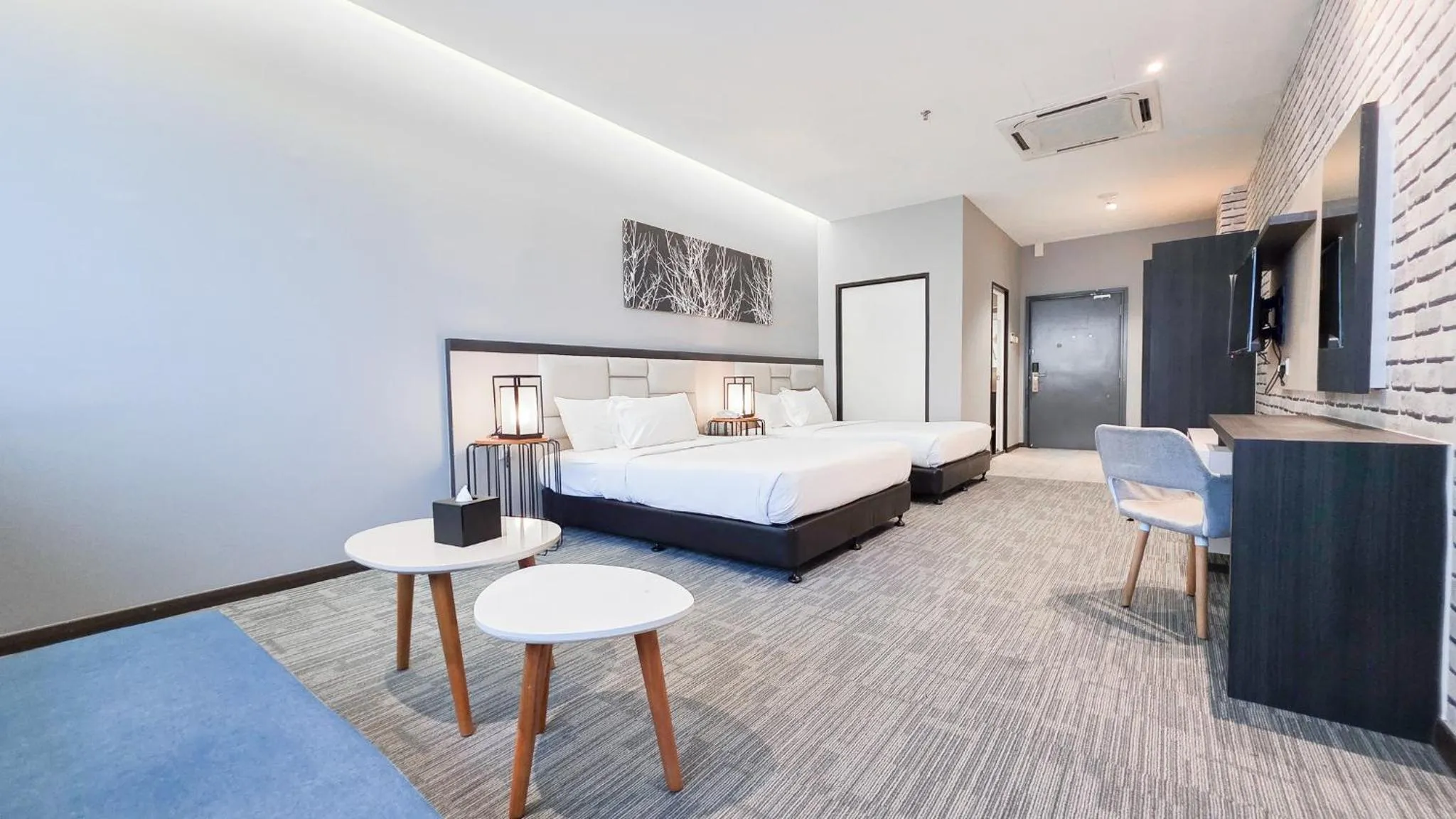 Bedroom, Bed in Fives Hotel DNP