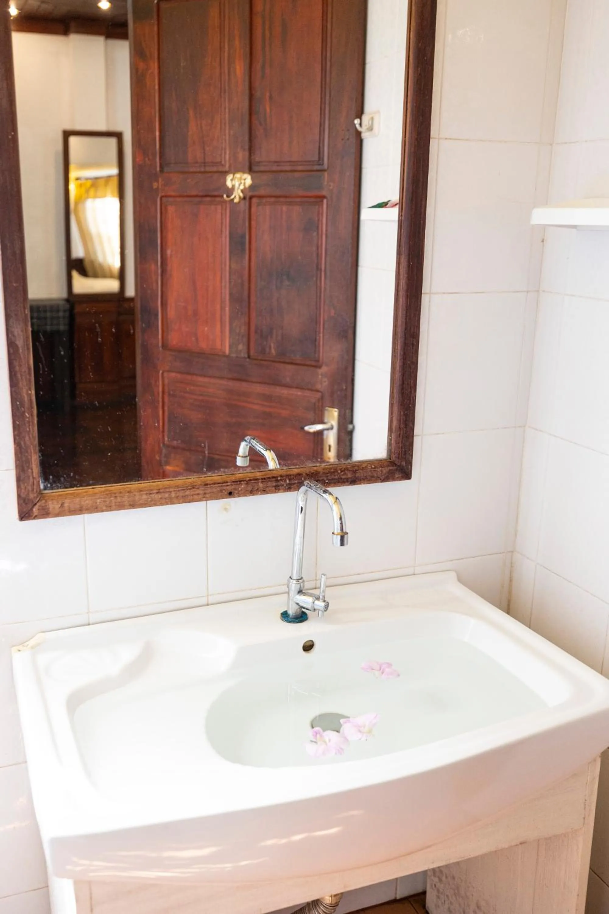 Bathroom in Mekong Chidlatda Villa
