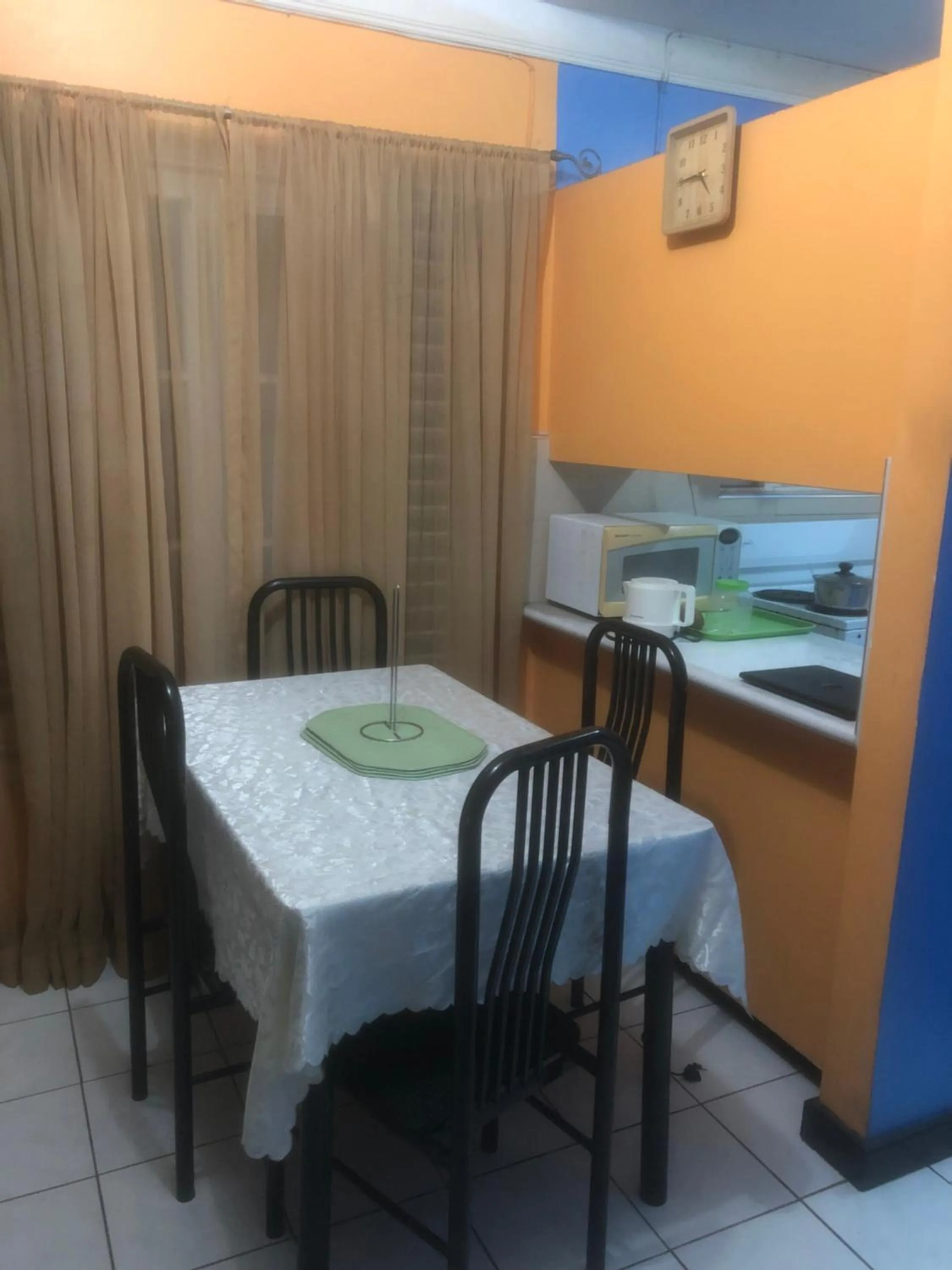 Dining area in Finest Accommodation Renfrew Place 1 Bedroom Apt # 42 New Kgn 4--12 Renfrew Rd