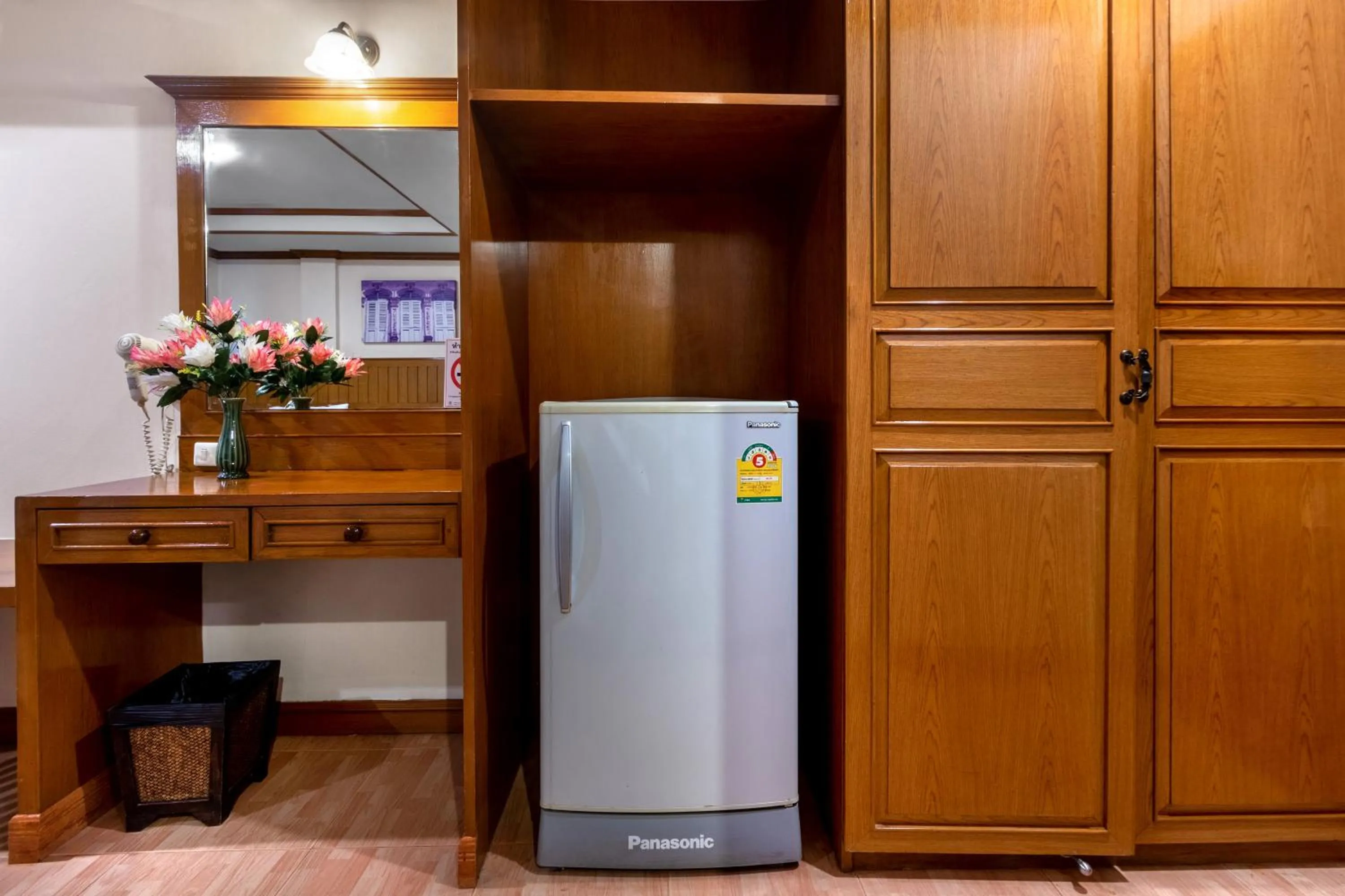 Area and facilities in JB Green Hotel Patong