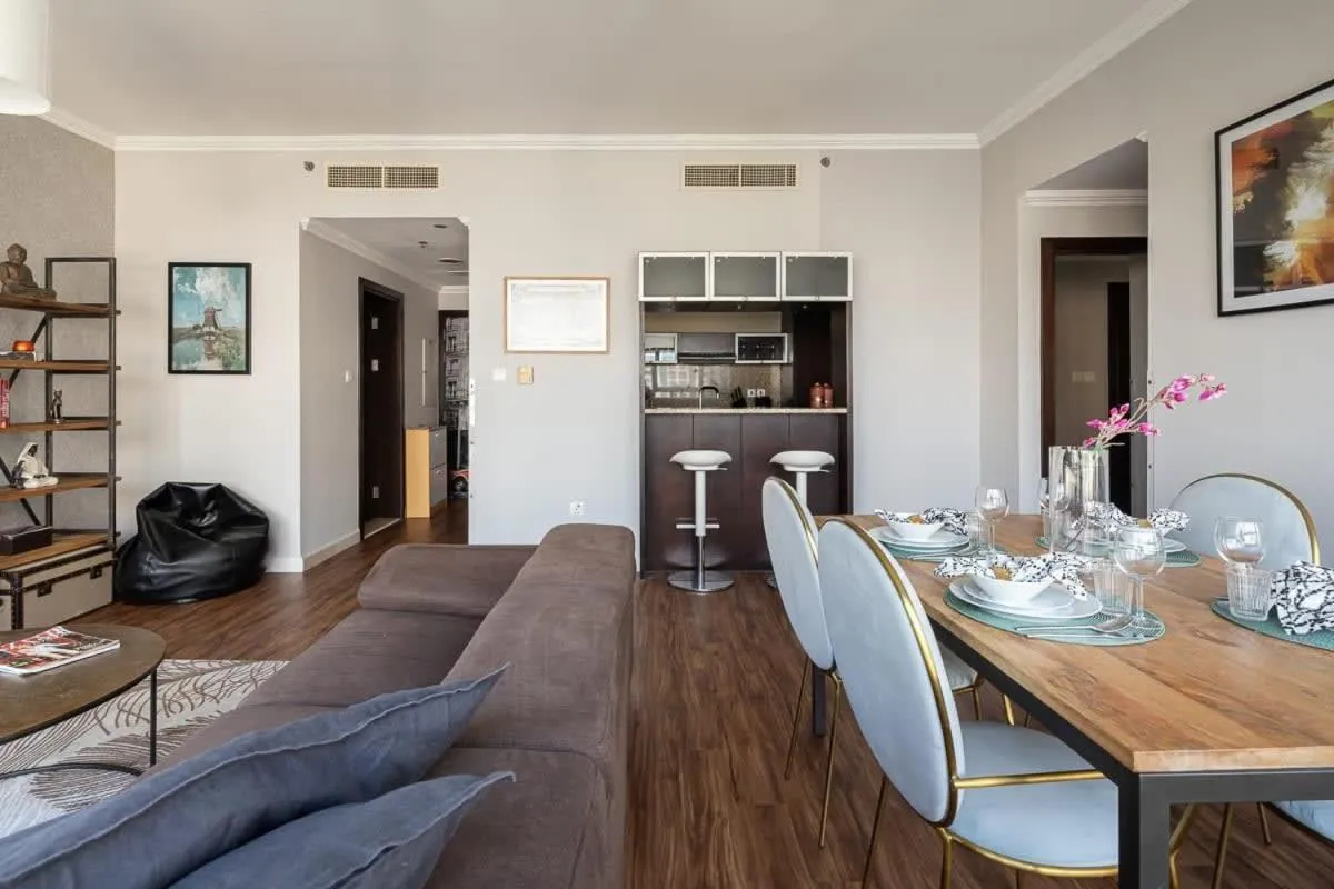 Frank Porter - Marina Quays