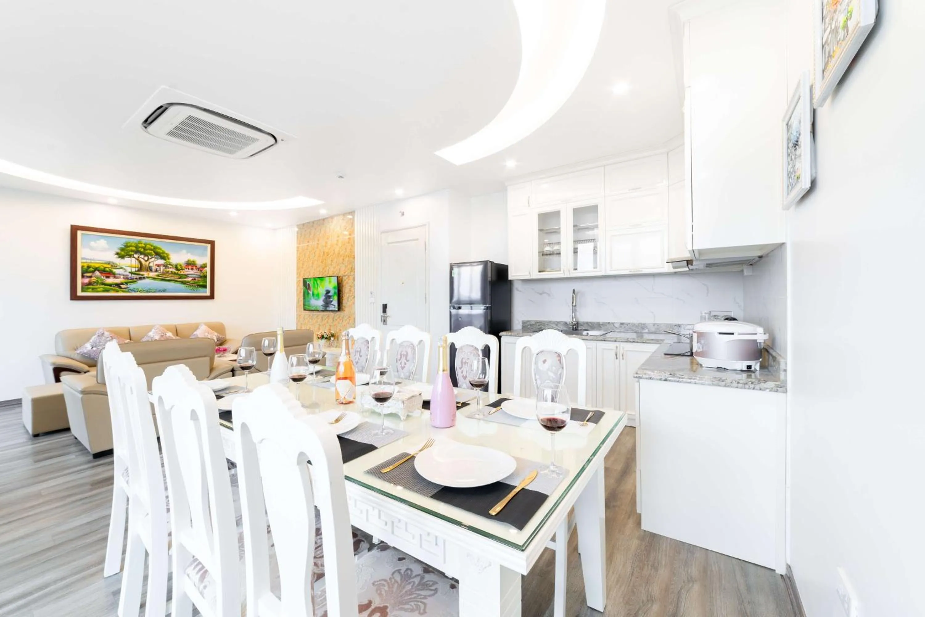 Kitchen or kitchenette in Rosee Apartment Hotel