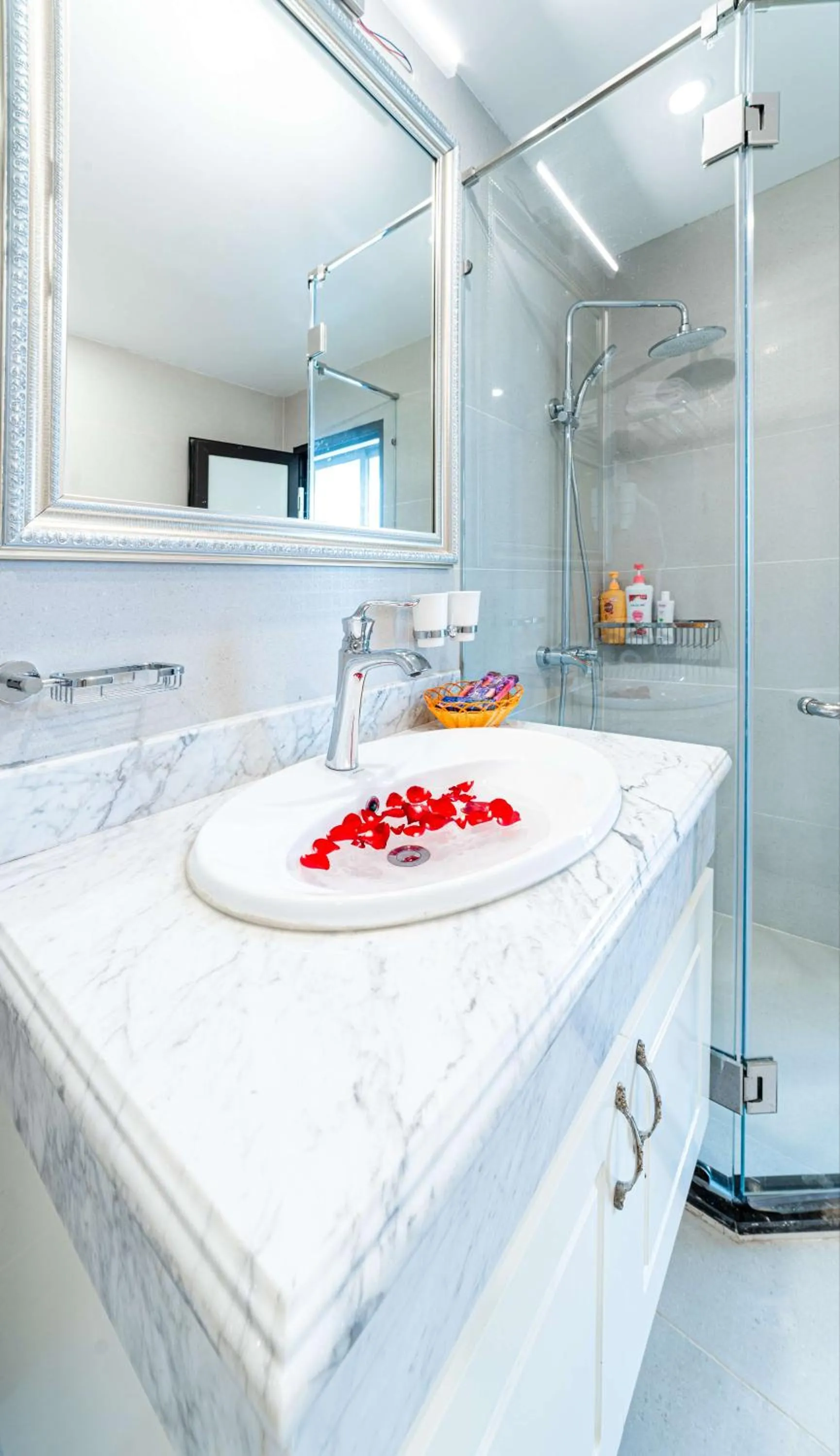 Bathroom in Rosee Apartment Hotel