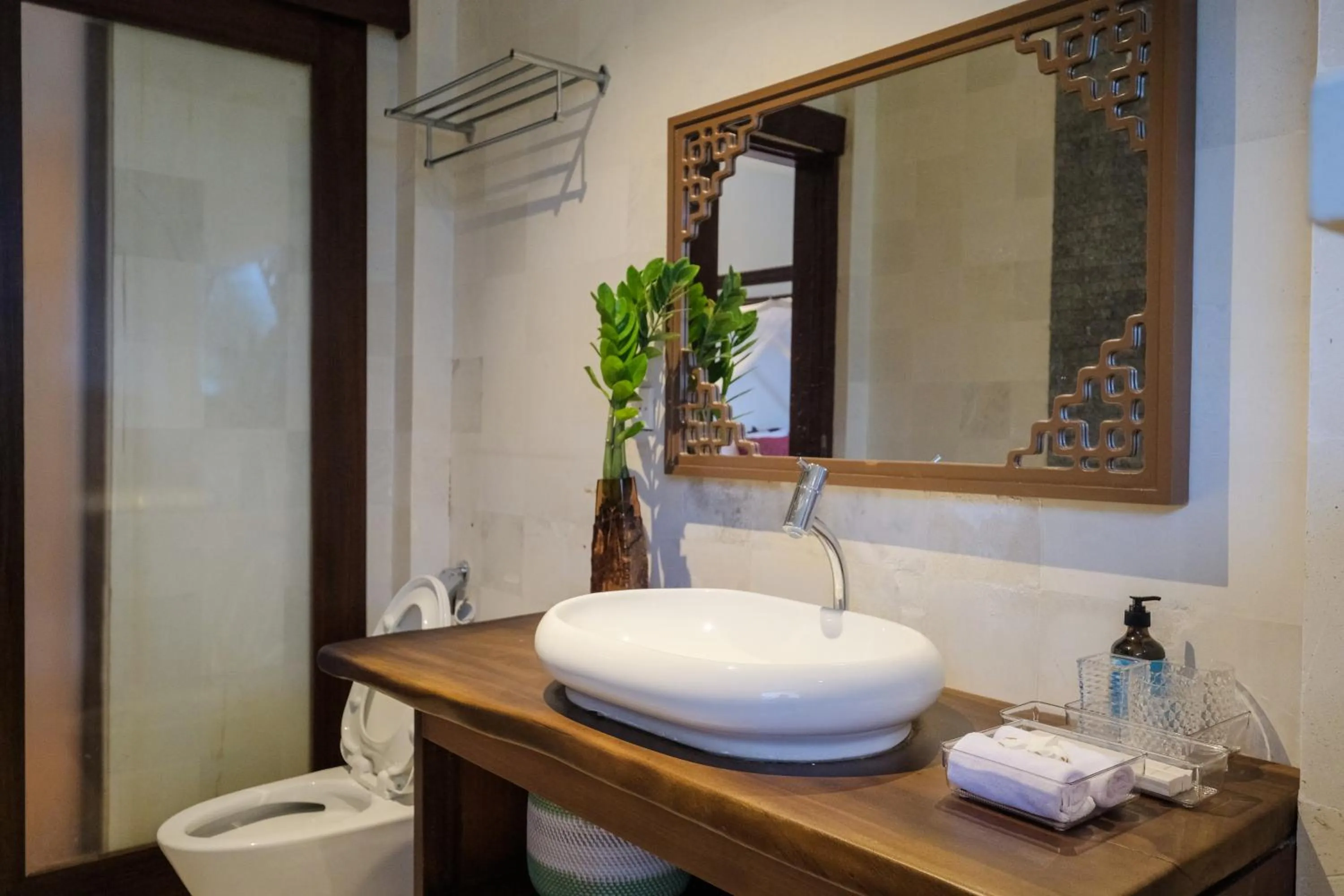 Bathroom in The Lavana Villa Puri Hawila Jimbaran - 5 Bedroom Villa