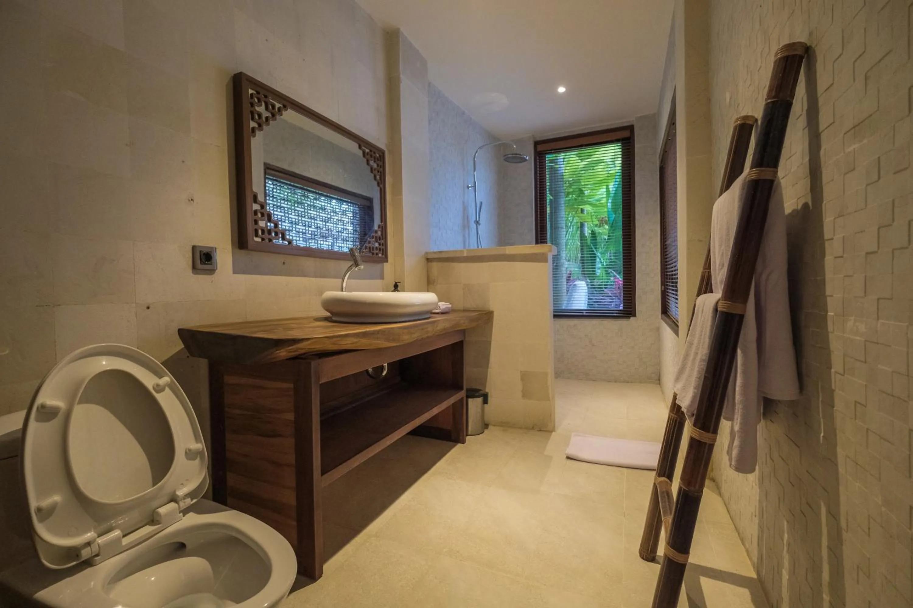 Bathroom in The Lavana Villa Puri Hawila Jimbaran - 5 Bedroom Villa