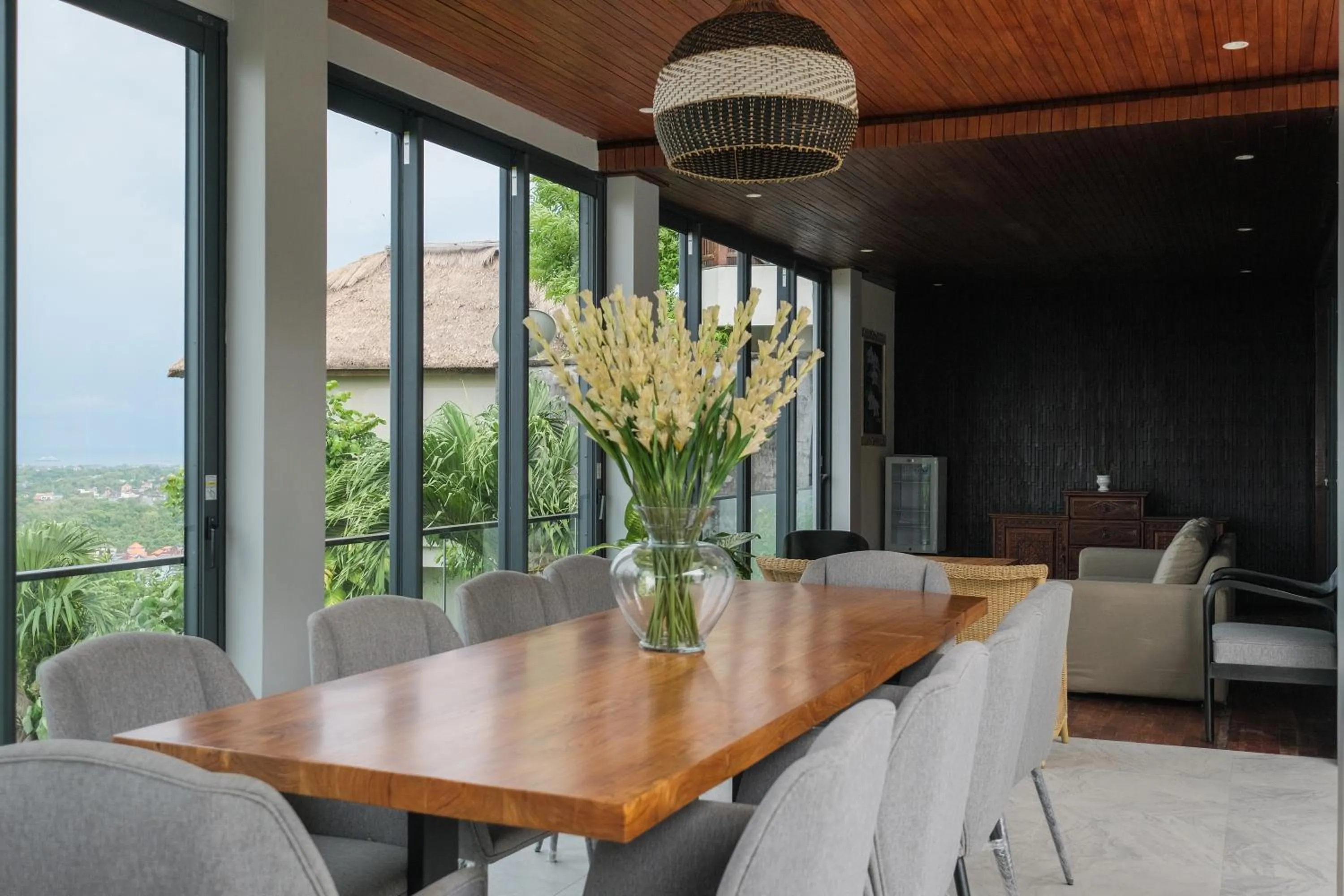 Dining area in The Lavana Villa Puri Hawila Jimbaran - 5 Bedroom Villa