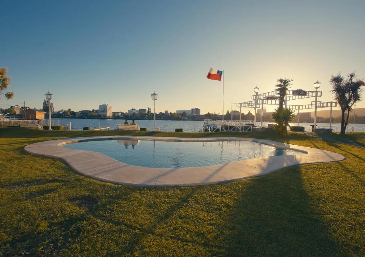 Swimming pool in Hotel Marina Villa del Rio