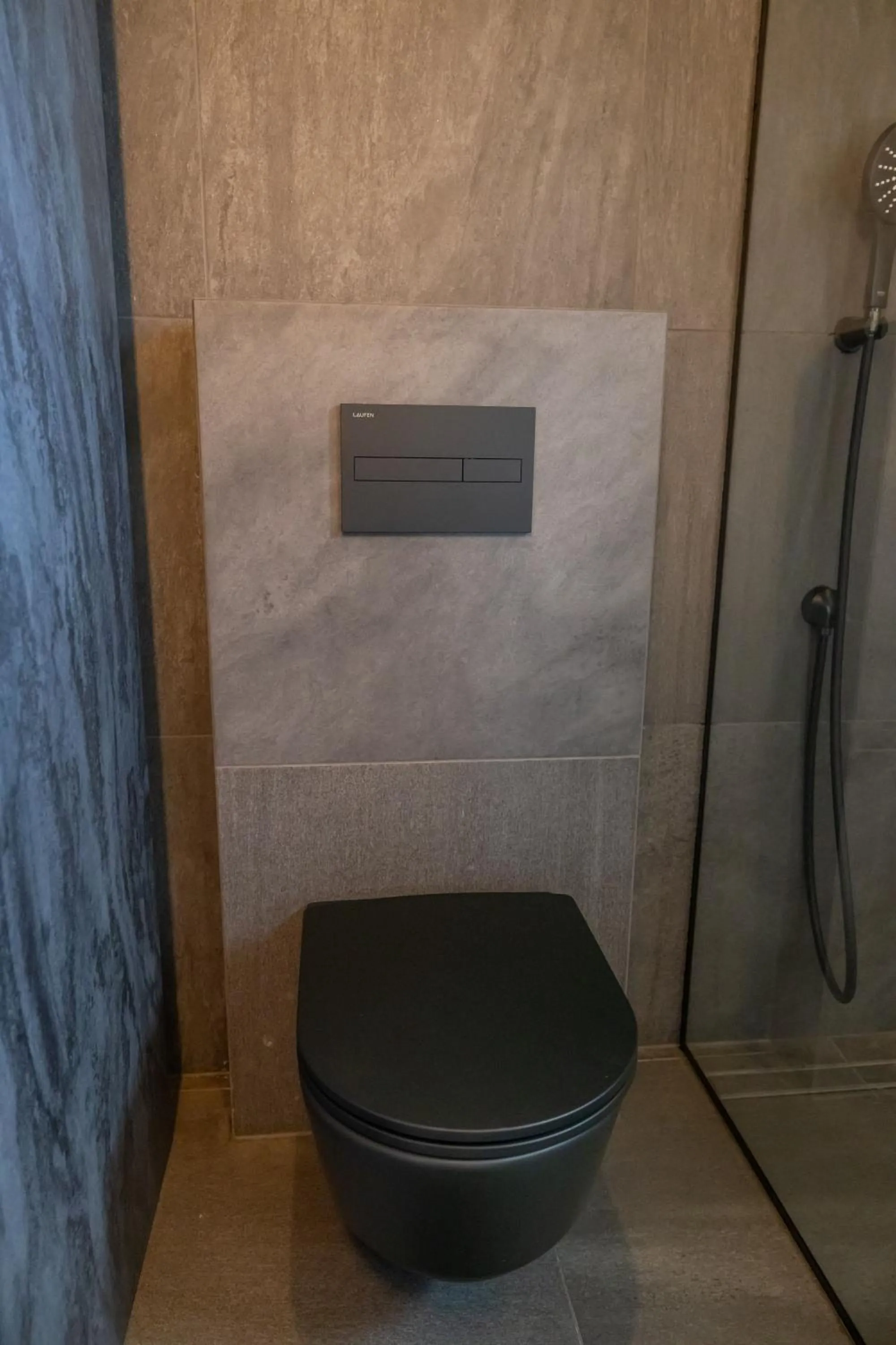 Toilet in North Mountain View Suites