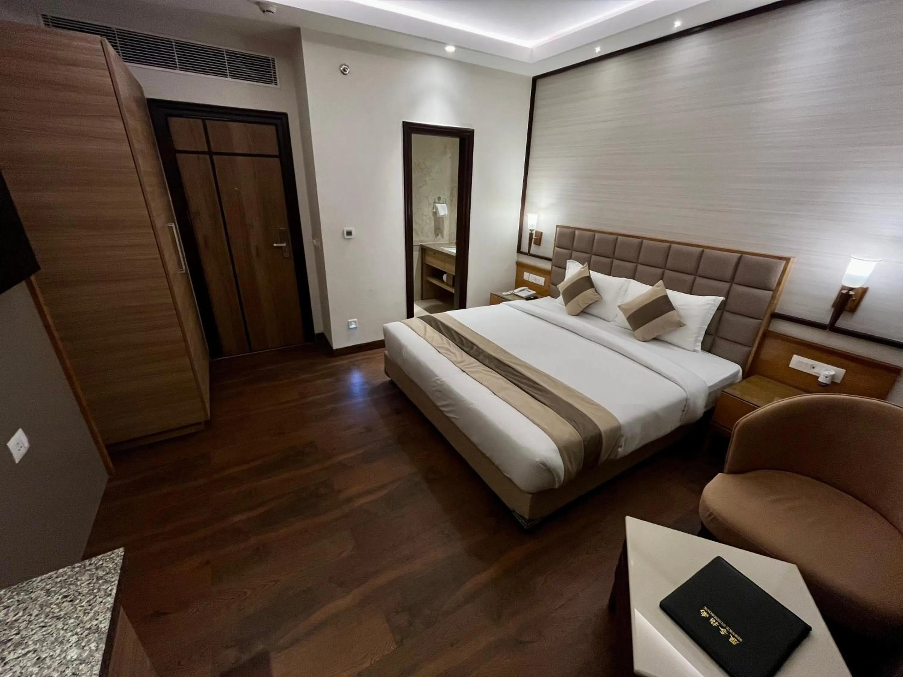 Bedroom in ANNTILIA INN