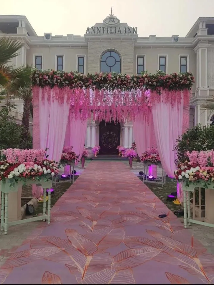 Facade/entrance in ANNTILIA INN