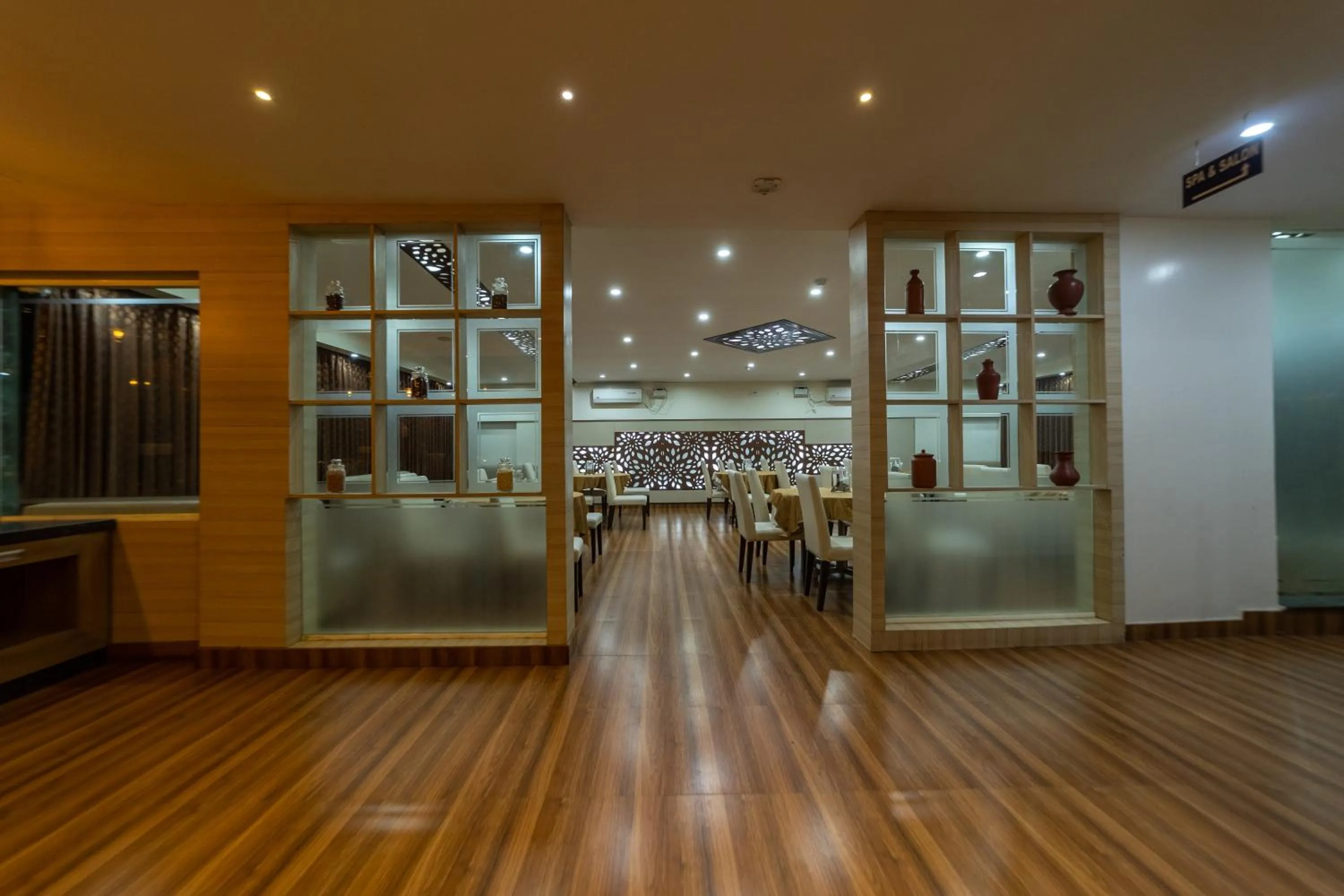 Restaurant/places to eat in Tetrad Hotels - International Airport Road Hebbal