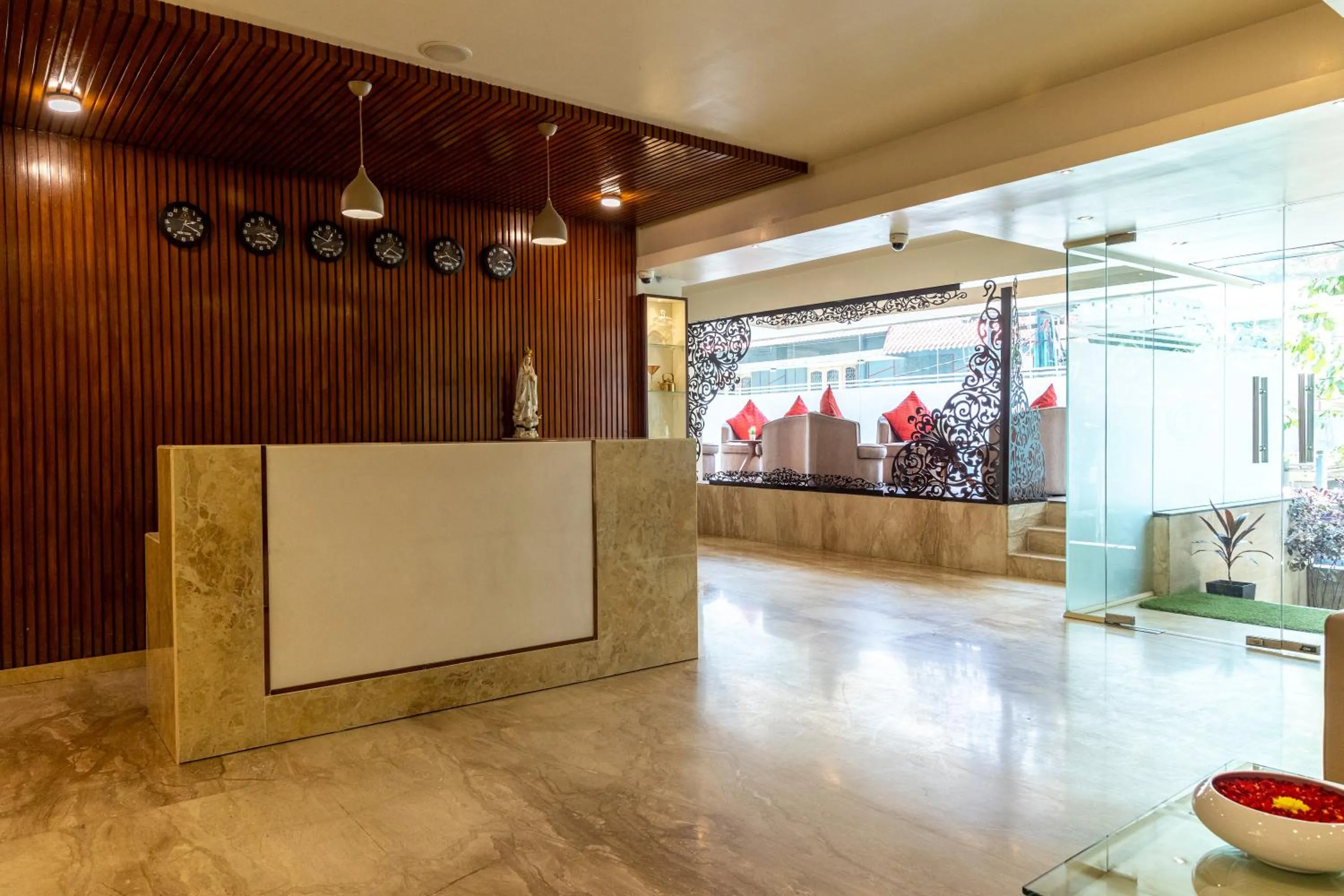 Lobby or reception in Tetrad Hotels - International Airport Road Hebbal