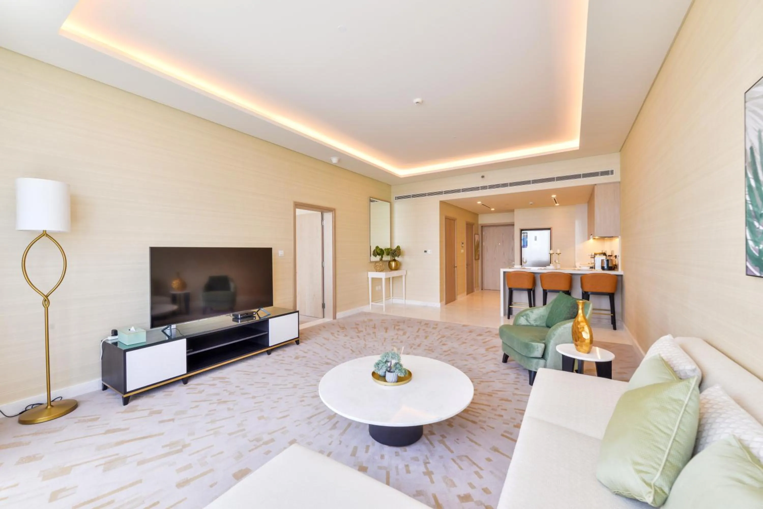 Living room in Ultra Luxury Palm Tower with Shared Hotel Facilities