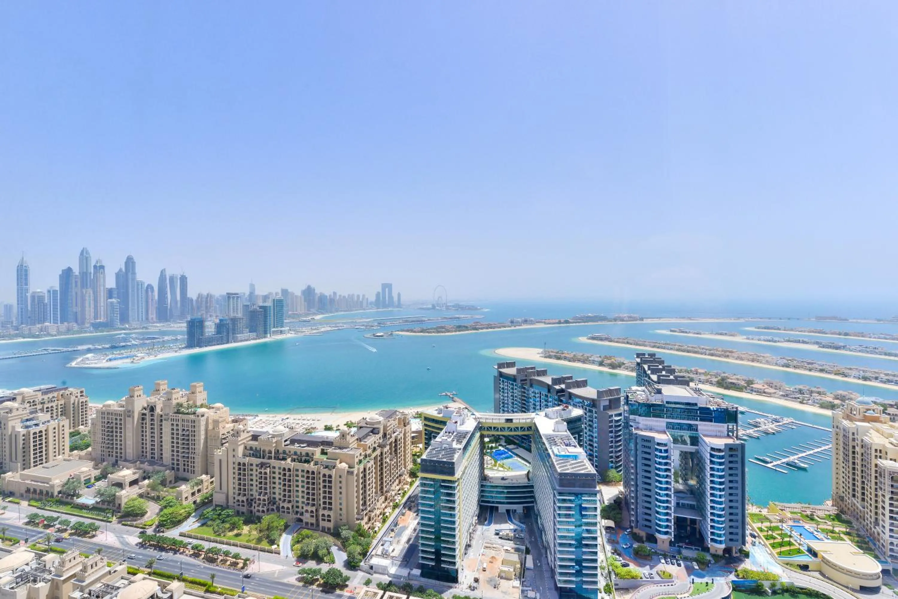 Bird's eye view in Ultra Luxury Palm Tower with Shared Hotel Facilities