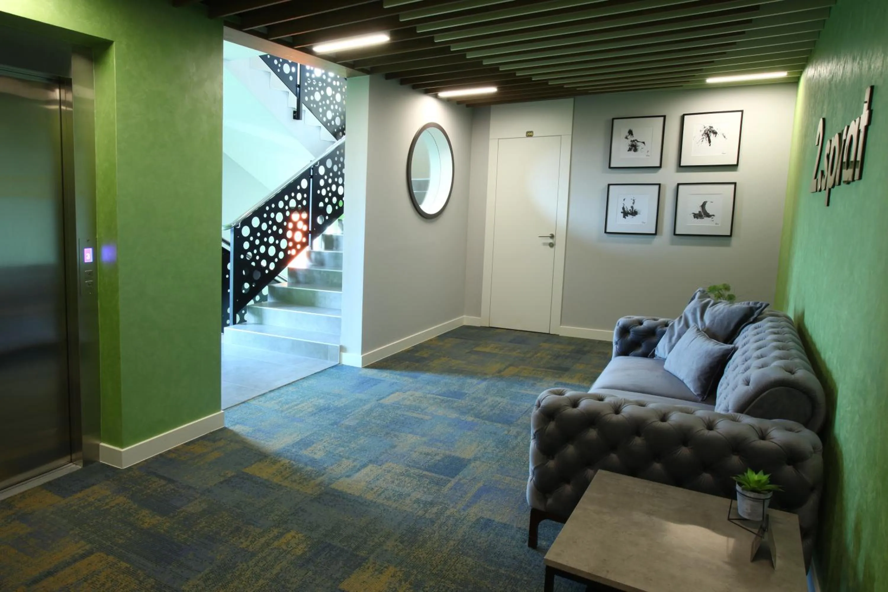 Seating area in Hotel ETNA