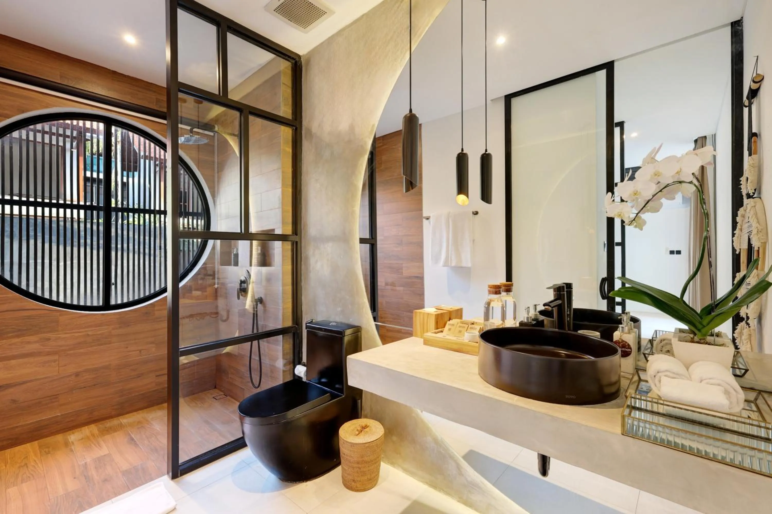 Bathroom in Baliwood Residence Villas by BREIG