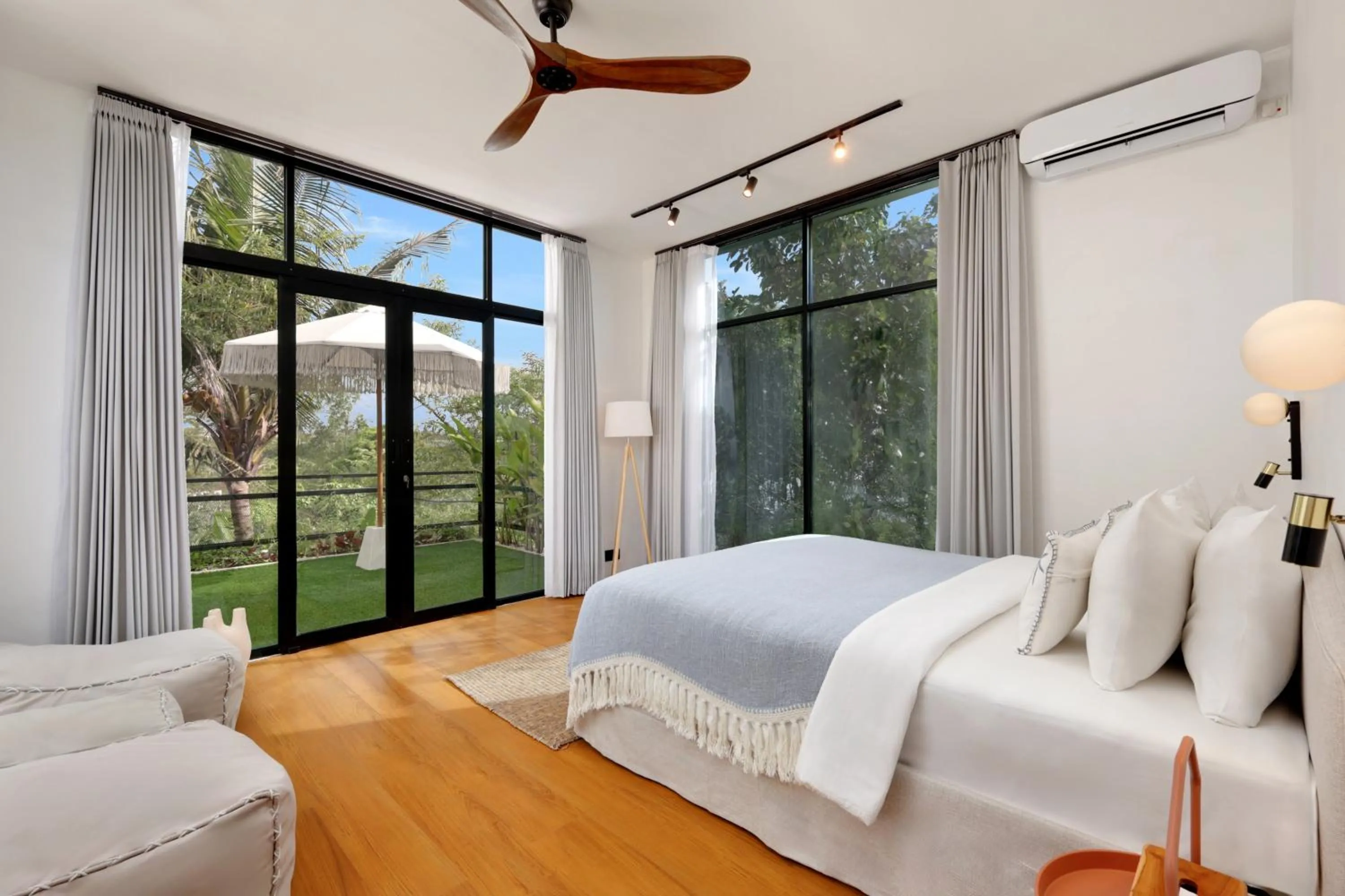 Bed in Baliwood Residence Villas by BREIG