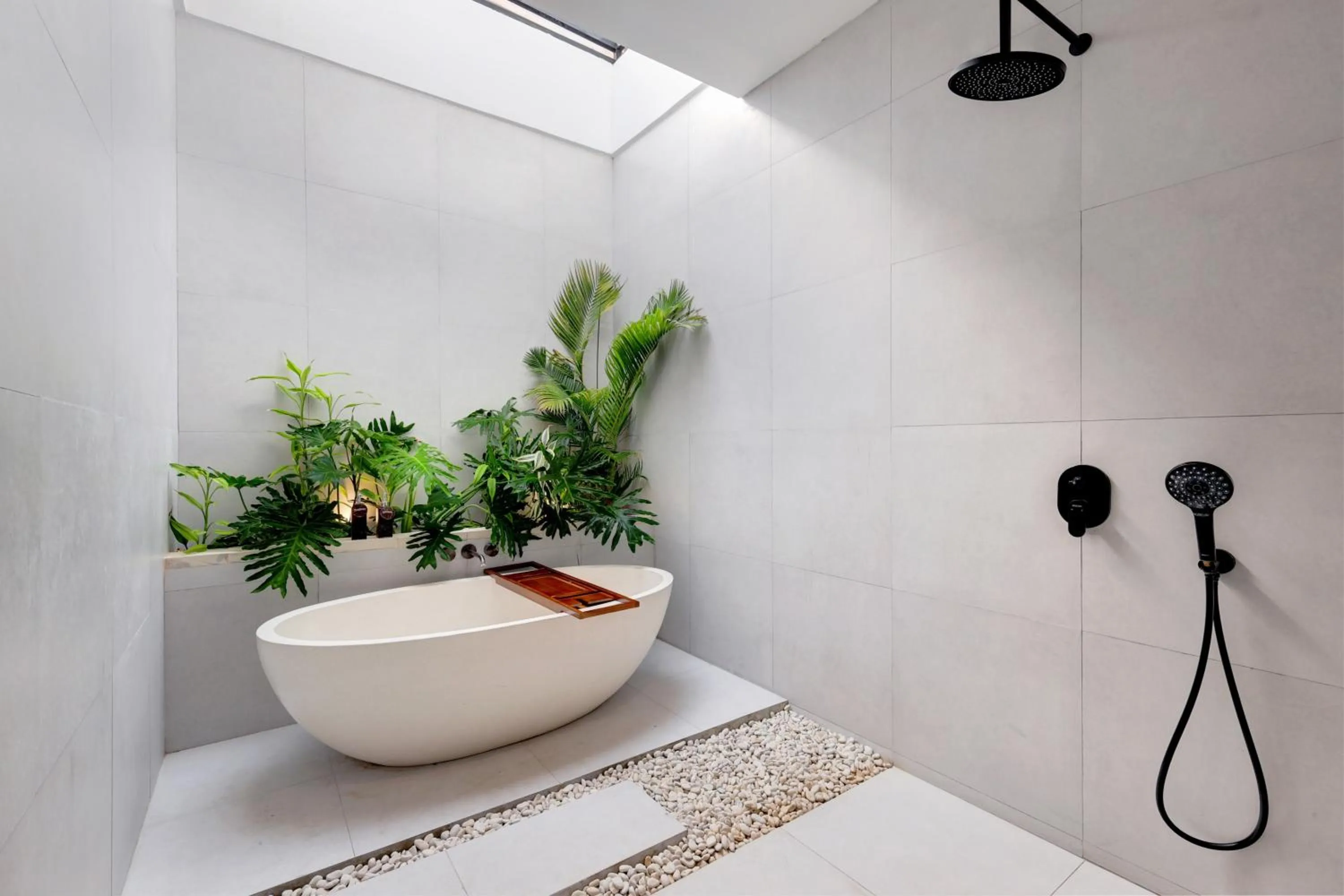 Shower in Baliwood Residence Villas by BREIG