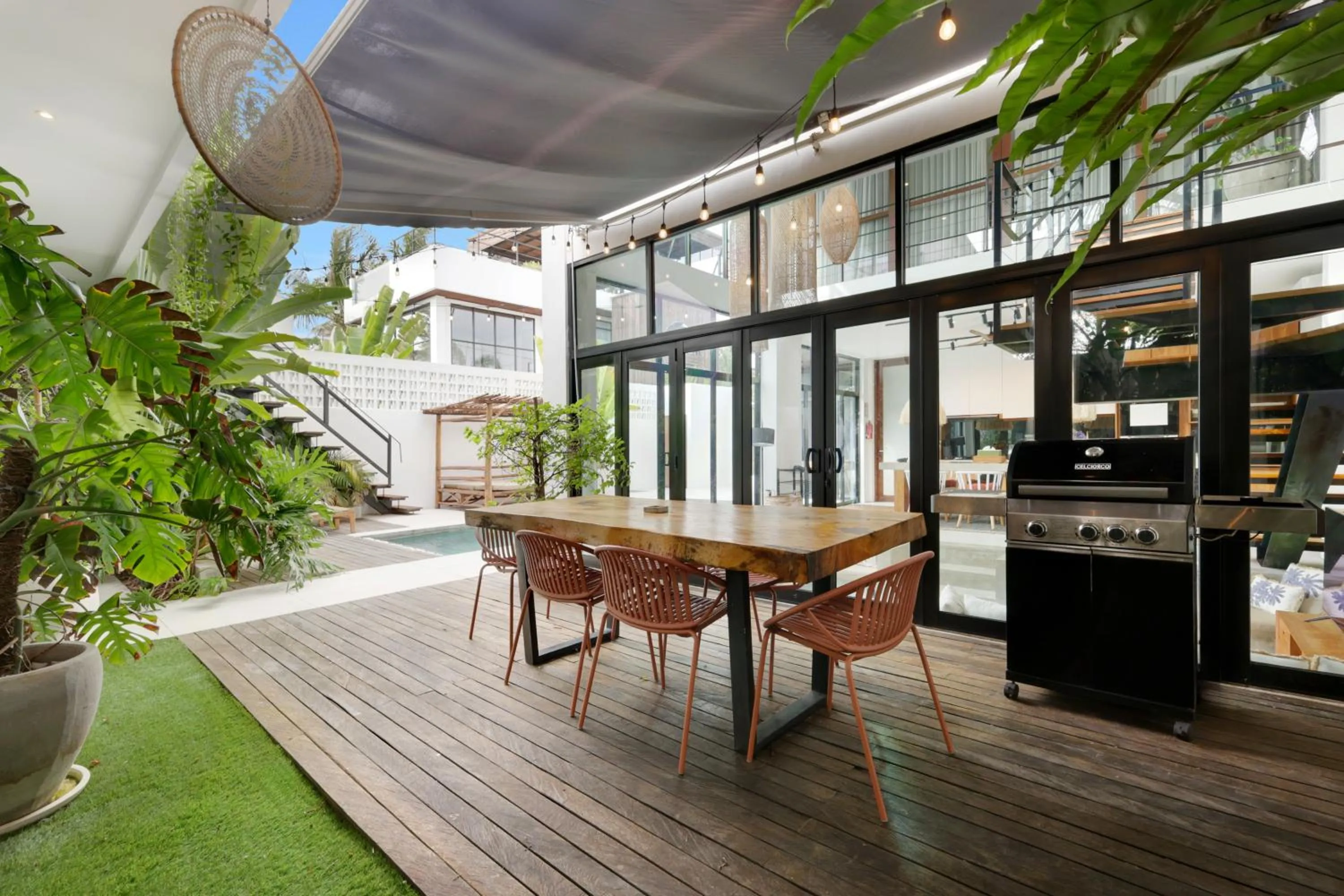 BBQ facilities in Baliwood Residence Villas by BREIG