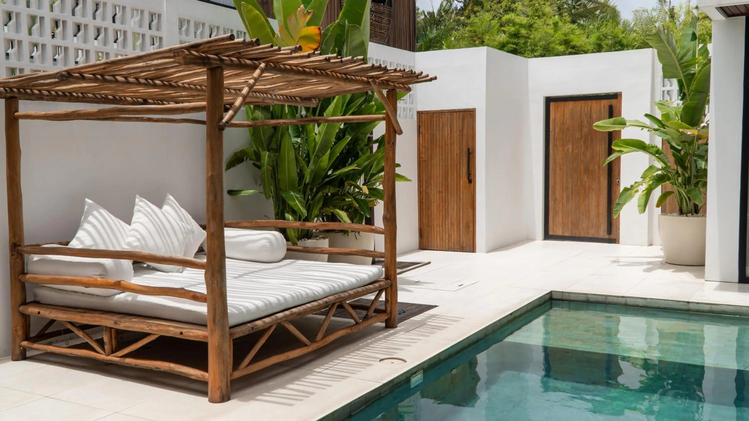 sunbed in Baliwood Residence Villas by BREIG