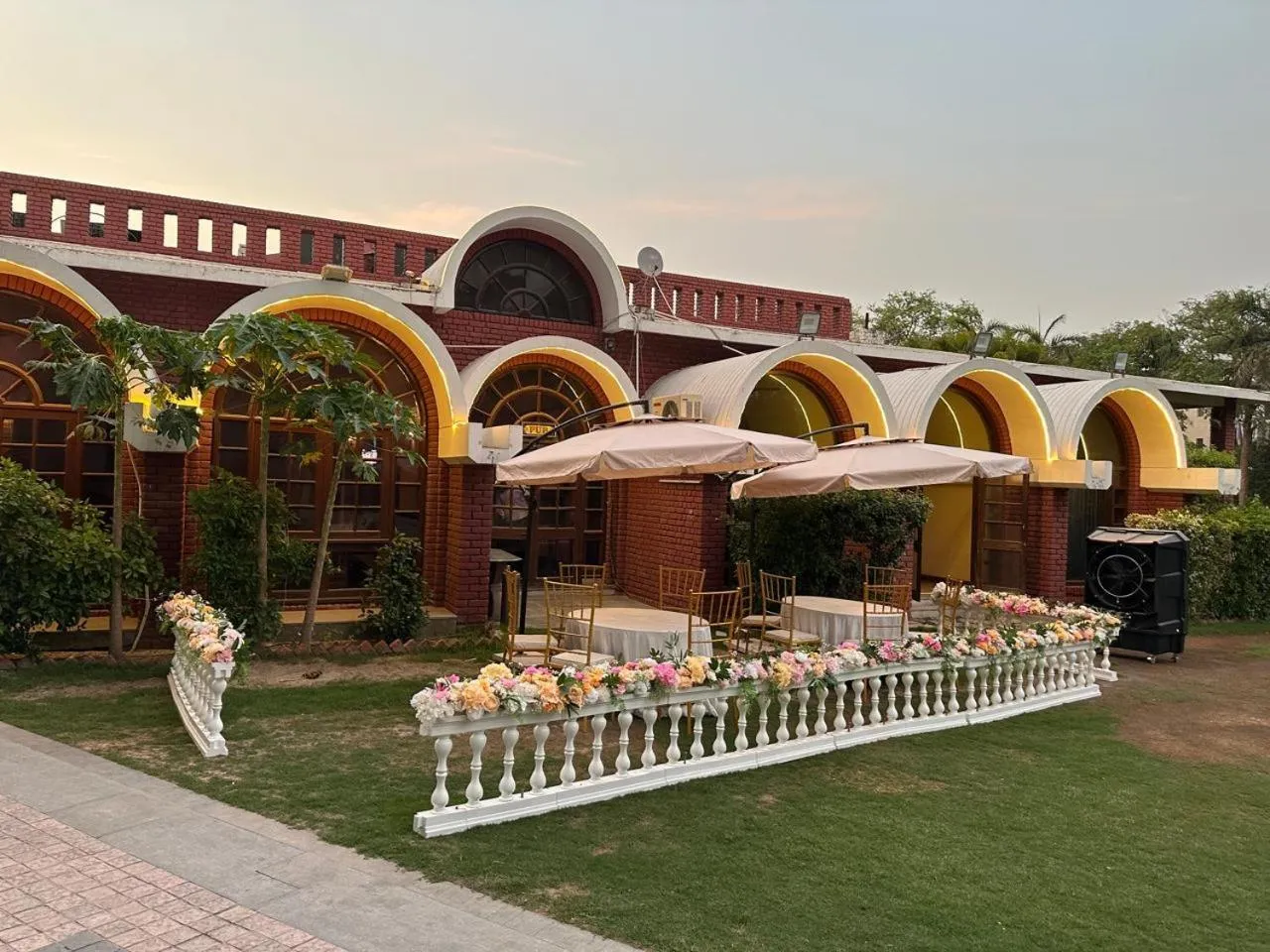 Garden in Goa Country Club Near Park Hospital BY Pearl I Luxury resort in Gurgaon