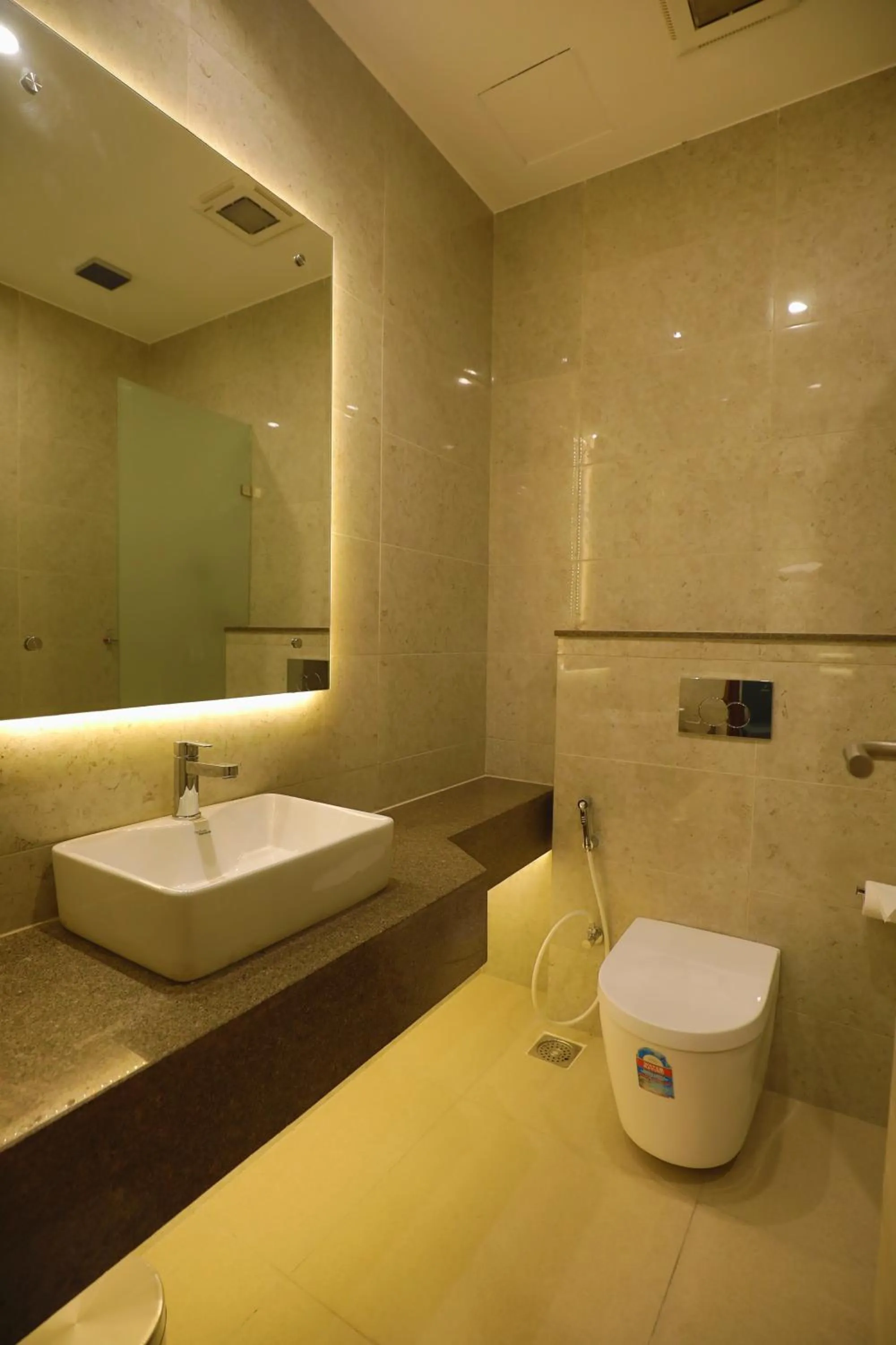 Bathroom in Goa Country Club Near Park Hospital BY Pearl I Luxury resort in Gurgaon