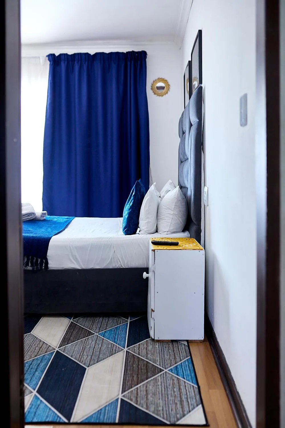 Bed in Airport Royal Guest House