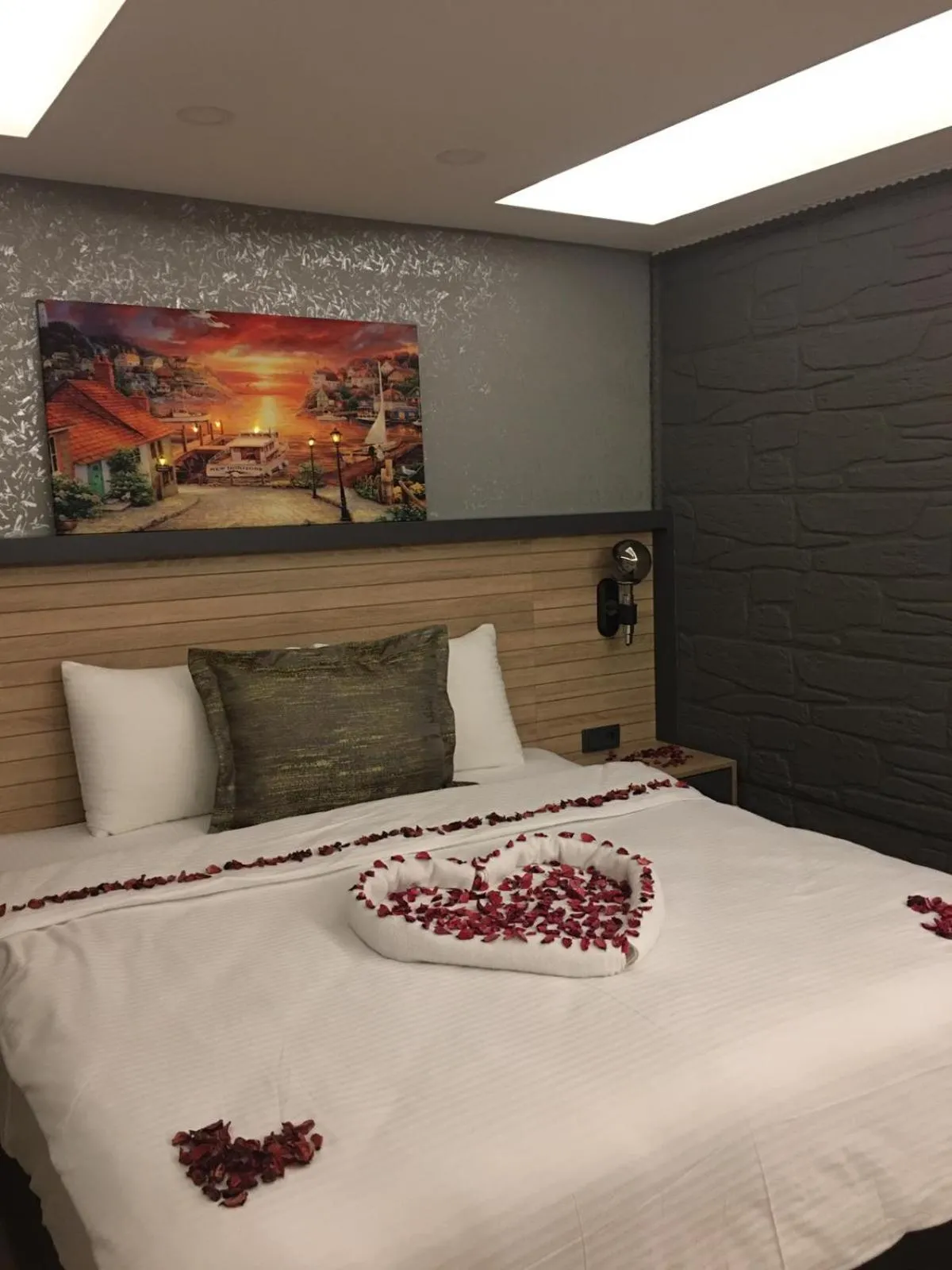 Bed in ÇAĞ OTEL