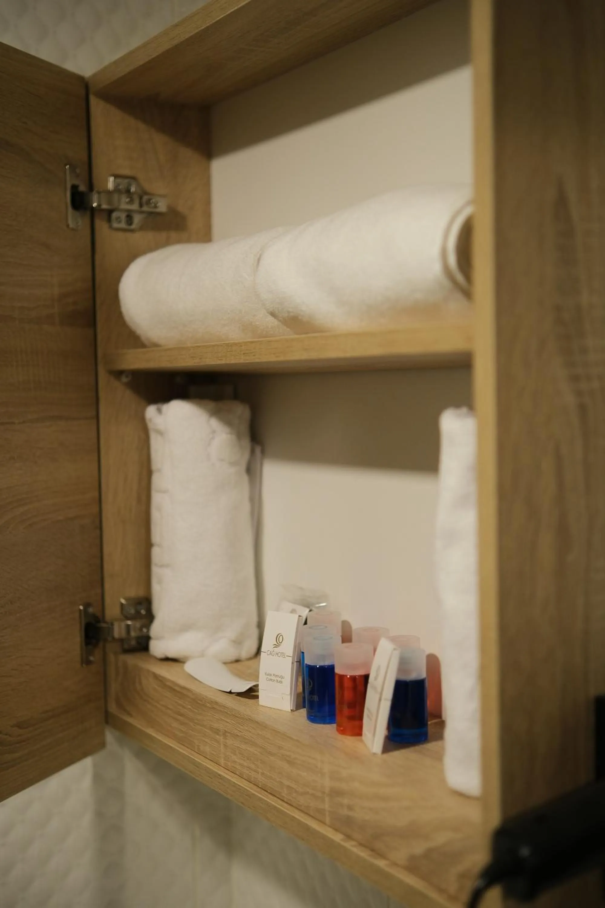 towels in ÇAĞ OTEL