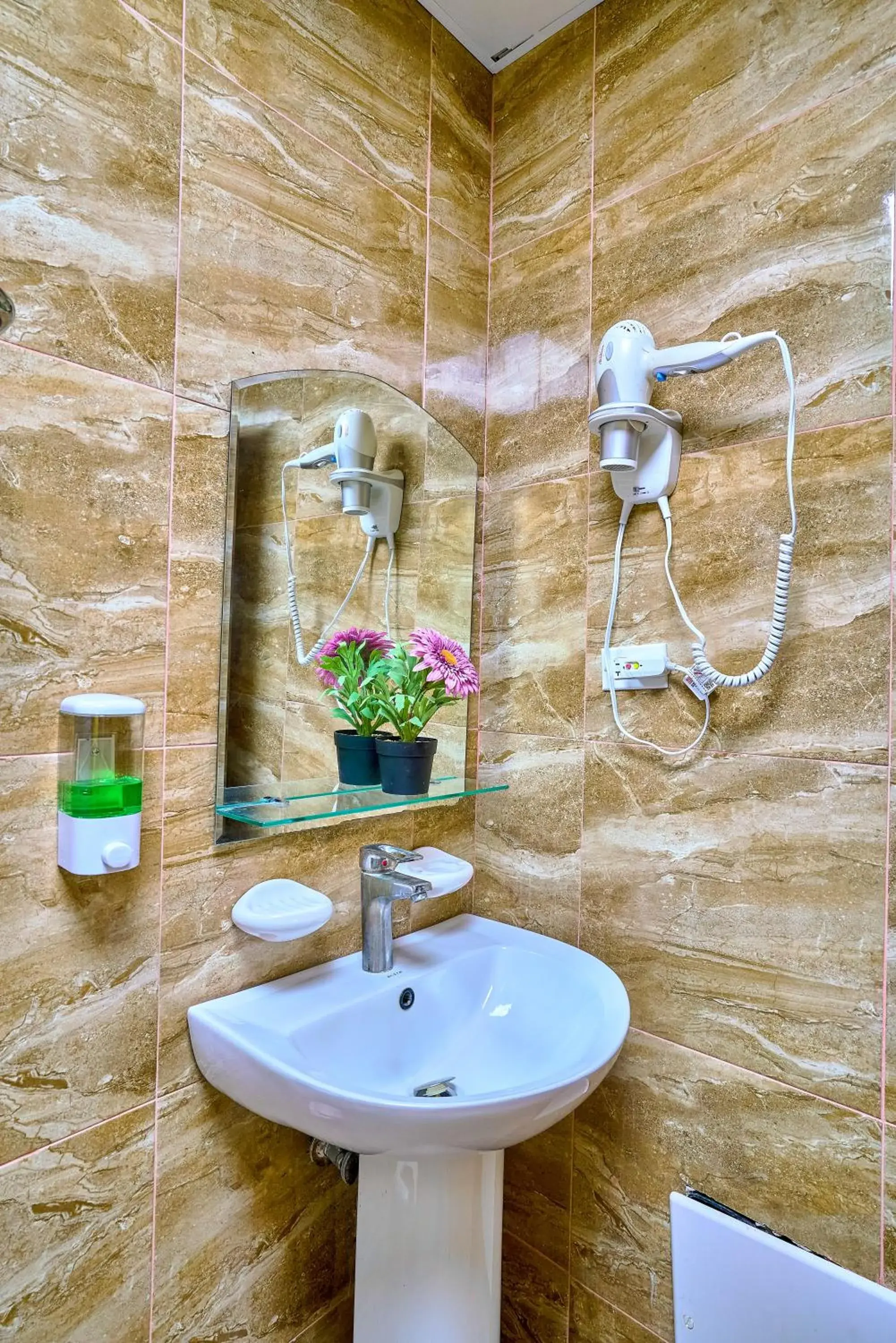 Large Double Room in Hotel Casa Libertad Large Double Room in Hotel Casa Libertad