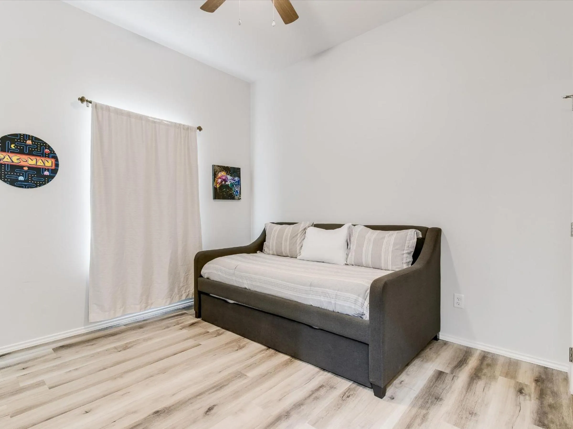 Other in Reel Inn Relax