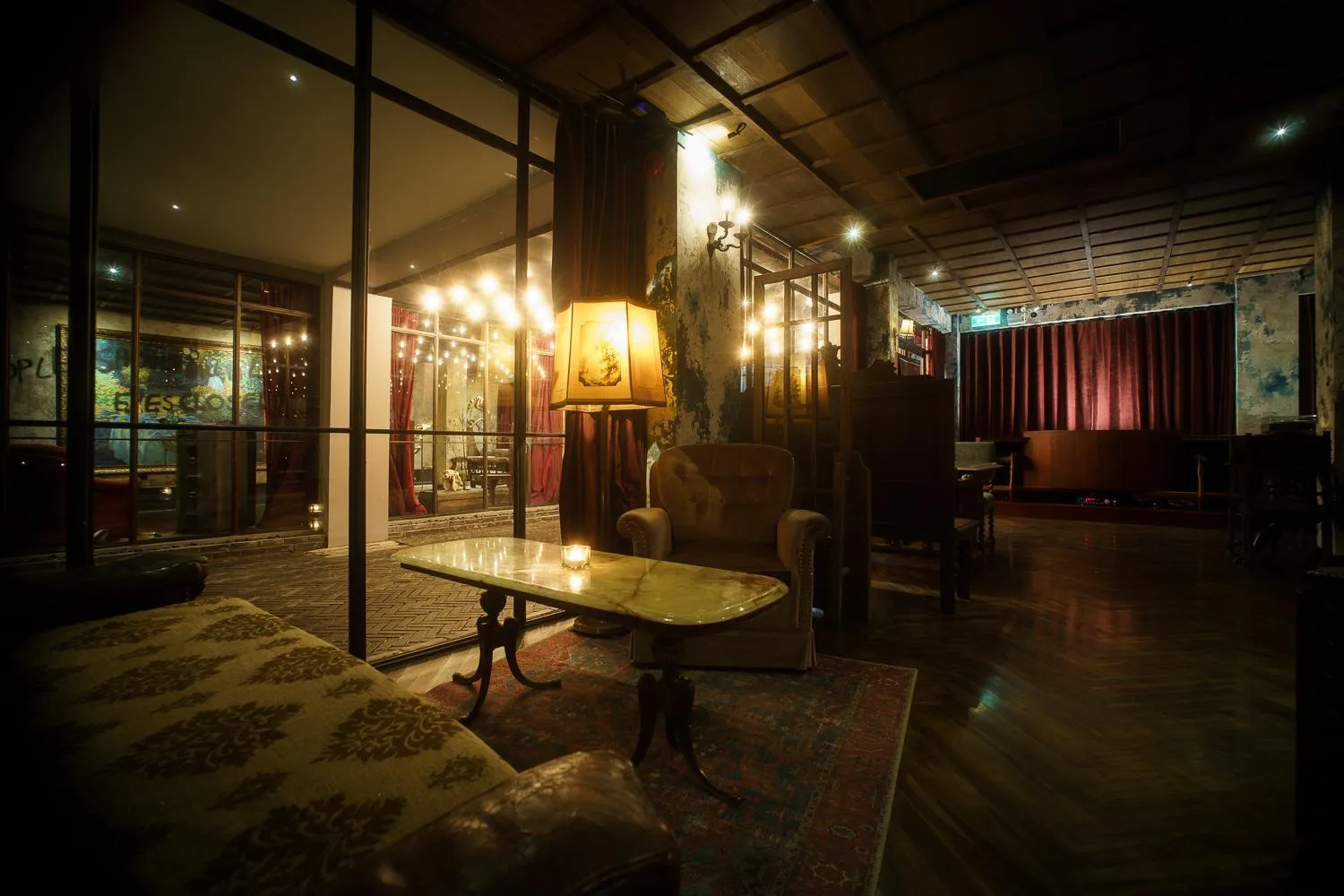 Seating area in Baan Tuk Din Hotel