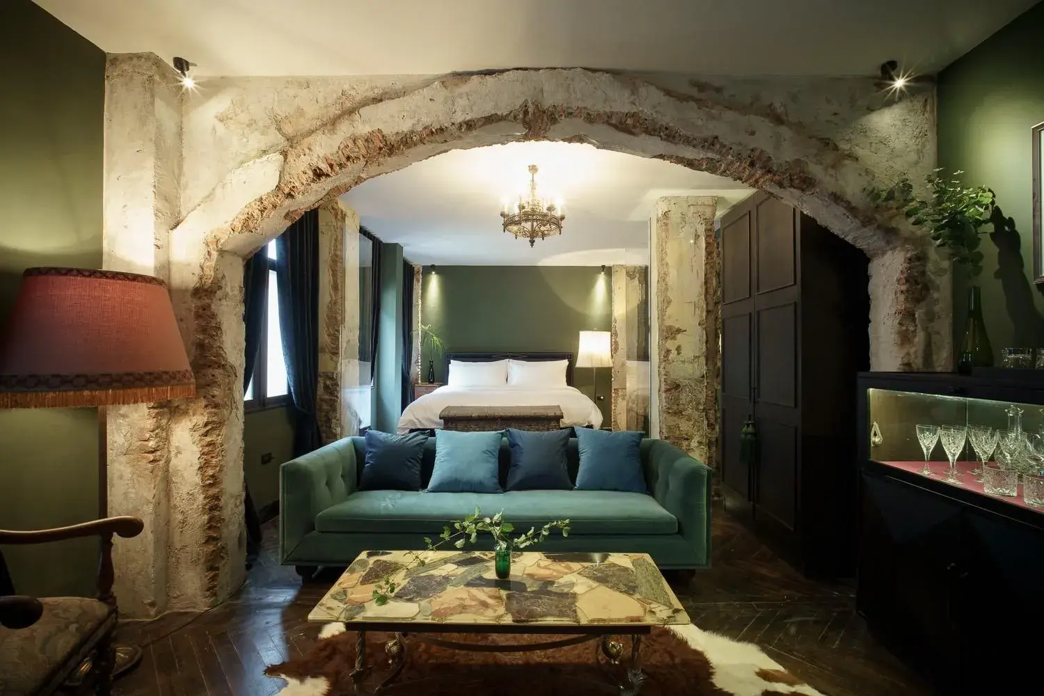 Royal Suite in Baan Tuk Din Hotel Royal Suite in Baan Tuk Din Hotel