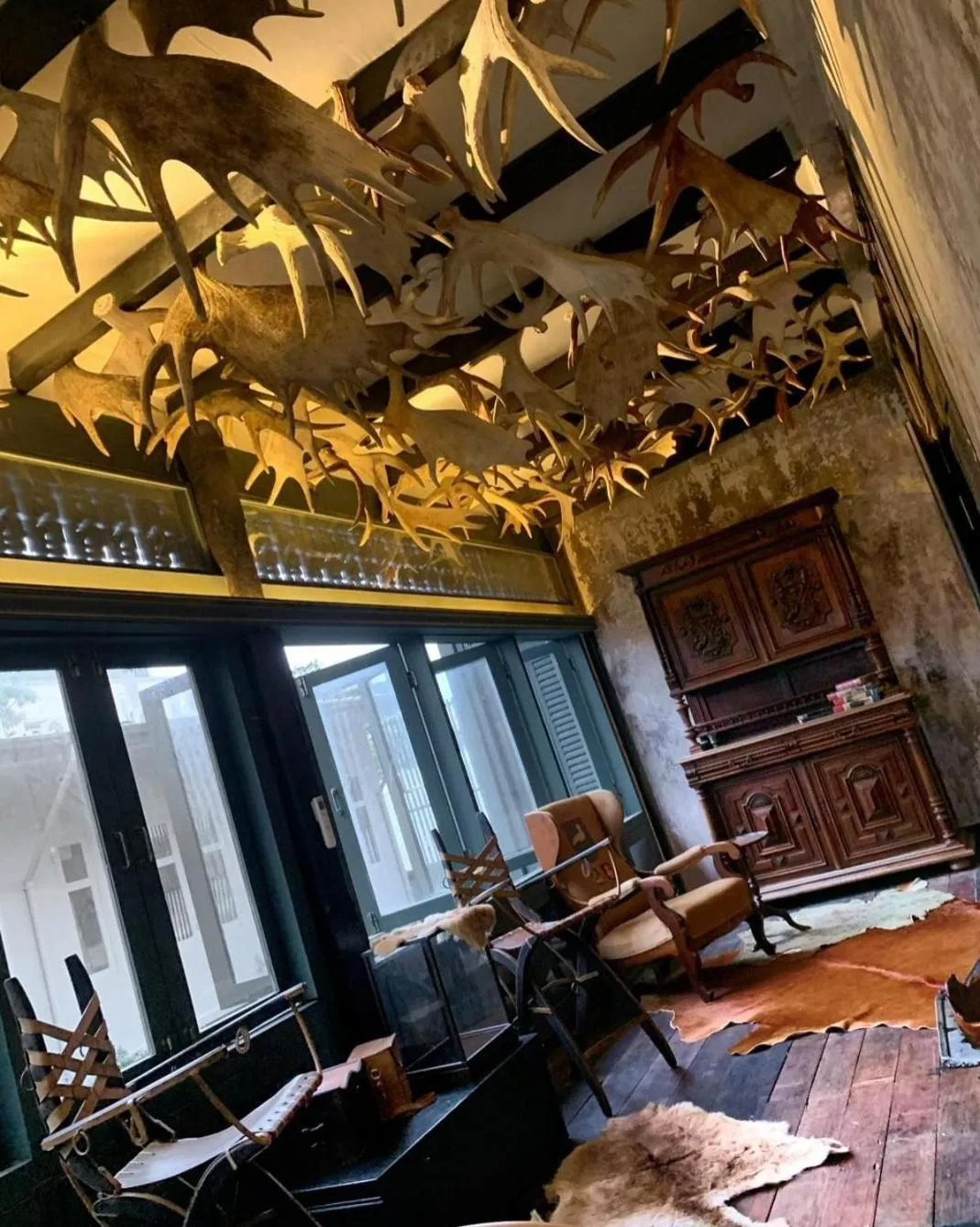 Decorative detail in Baan Tuk Din Hotel