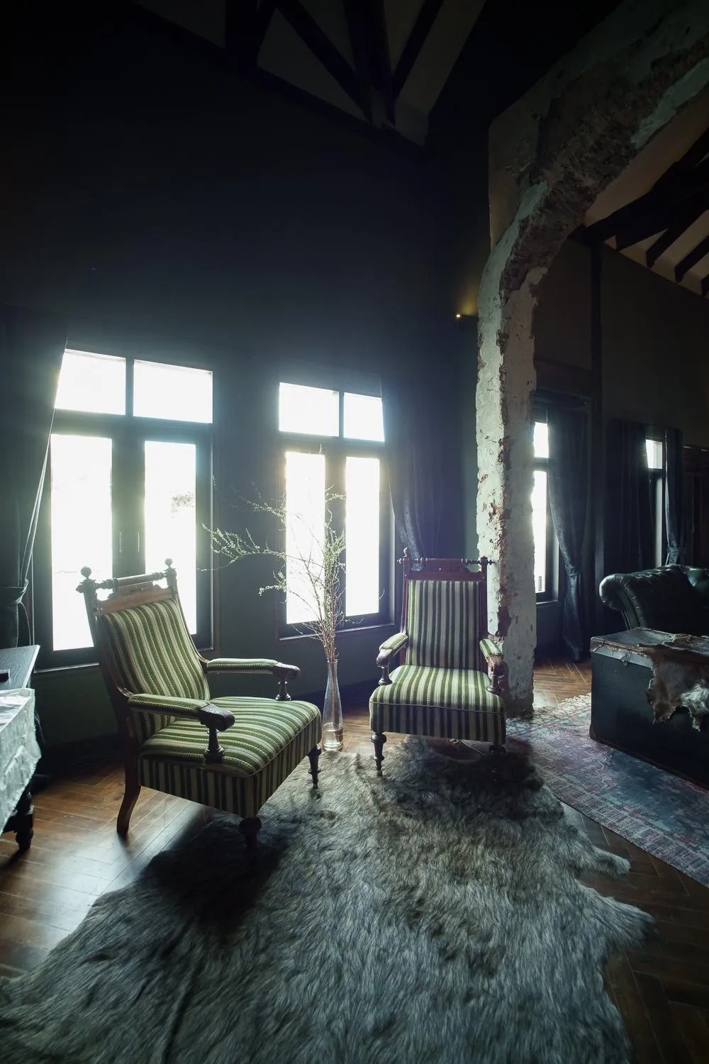 Living room in Baan Tuk Din Hotel