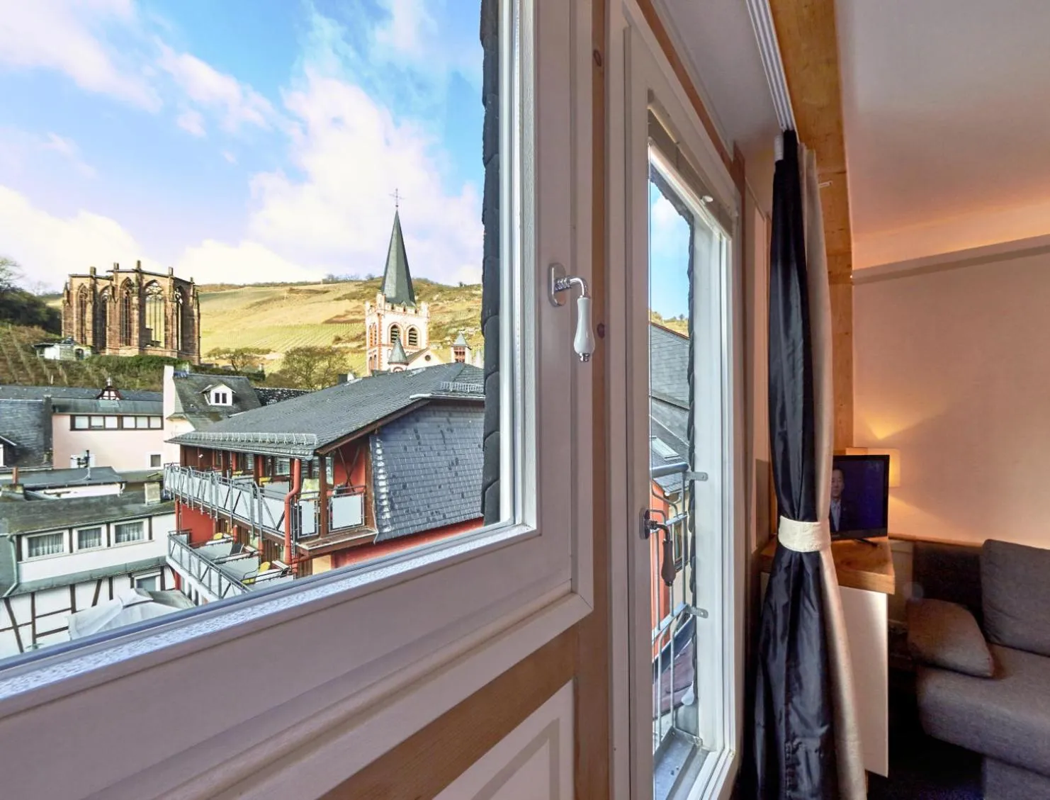 Natural landscape in Rhein Hotel Bacharach und Stübers Restaurant