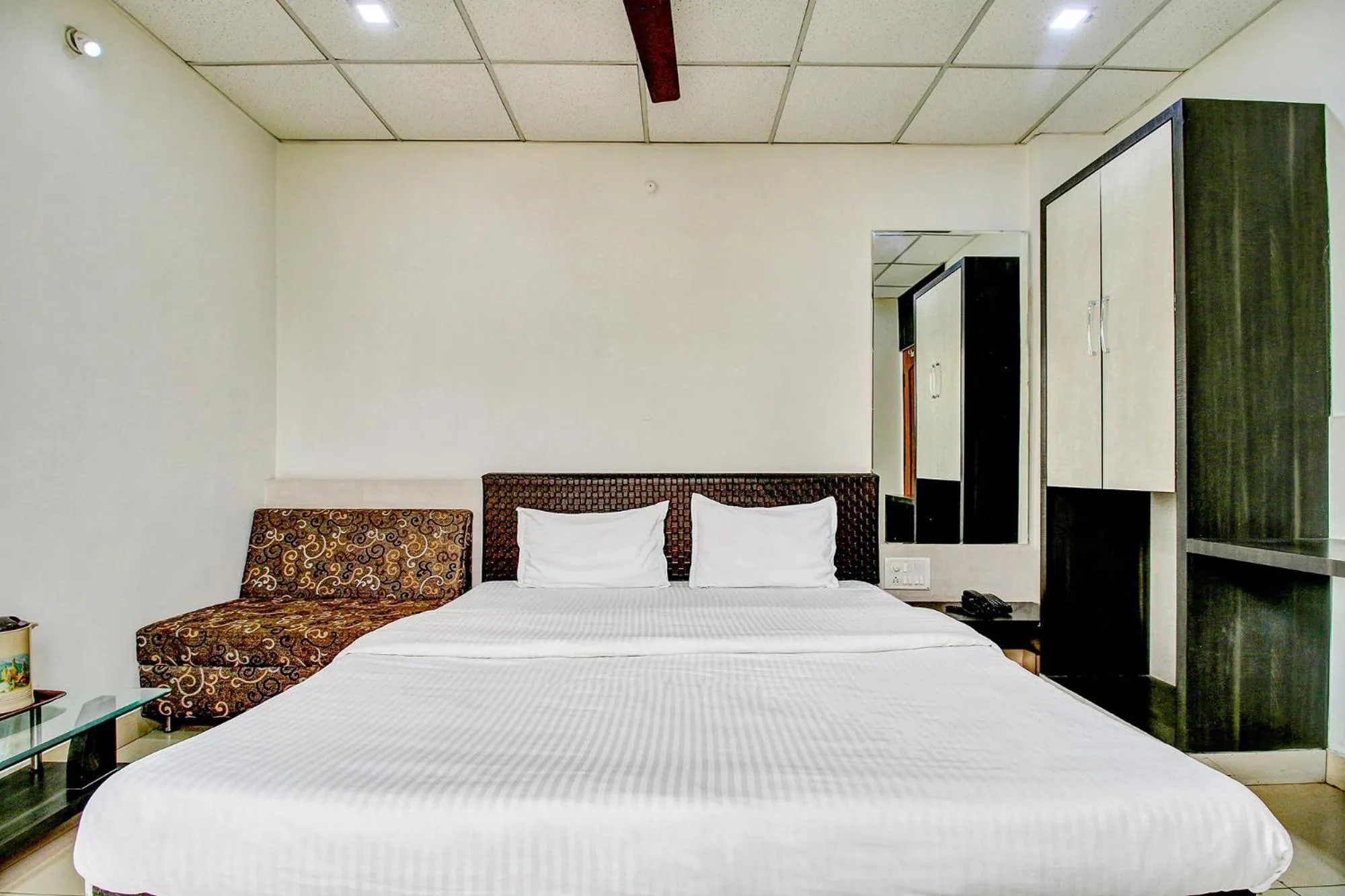 Bed in FabHotel Prime Manjeet