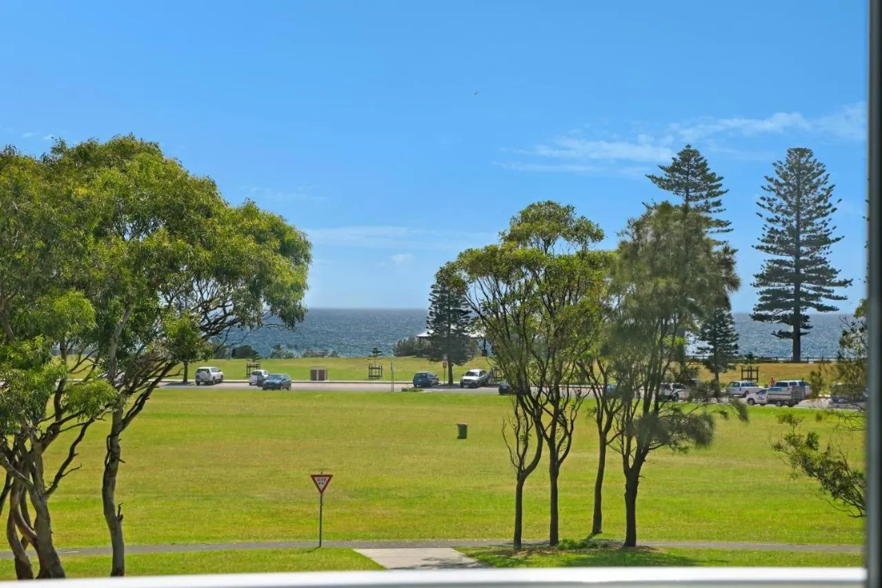 Sea view in Beach Park Motel
