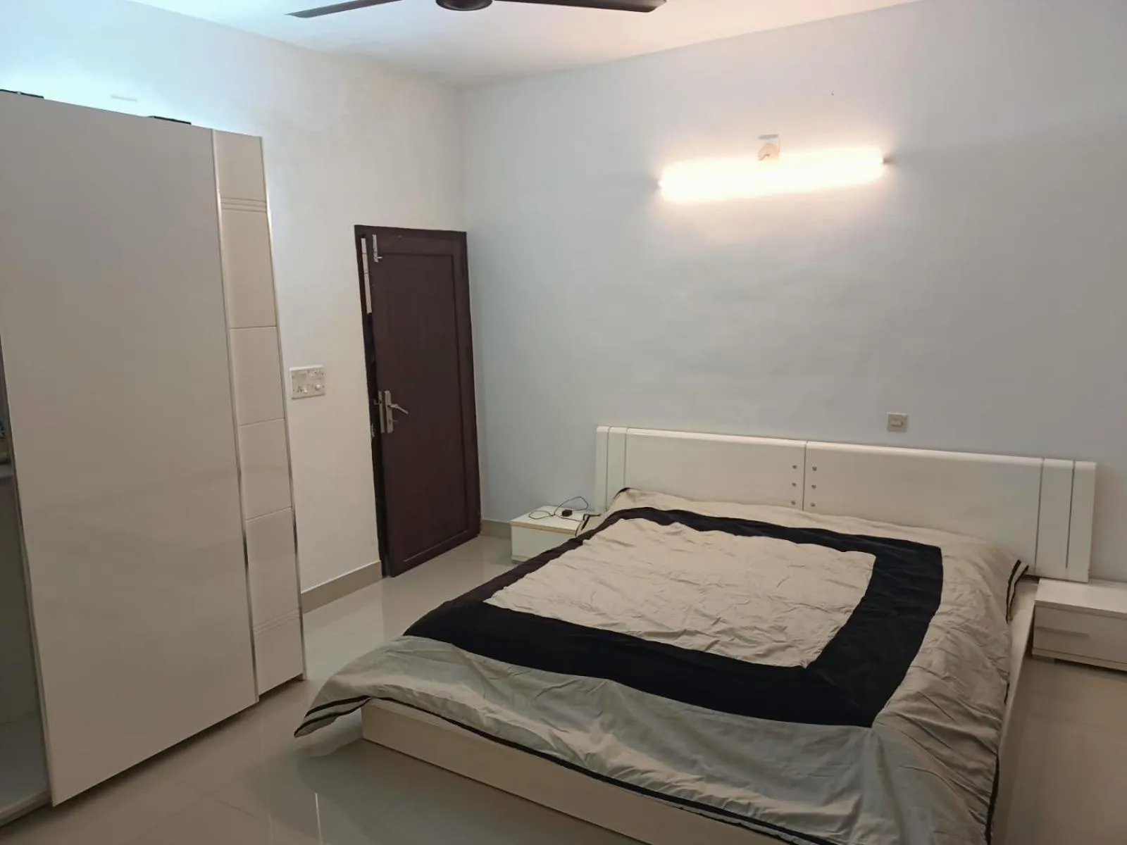 Bed in Rain Homestay