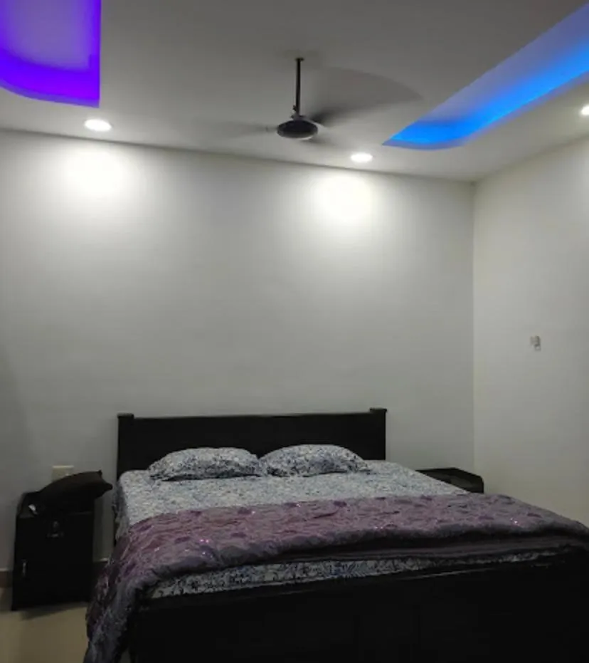 Bed in Rain Homestay