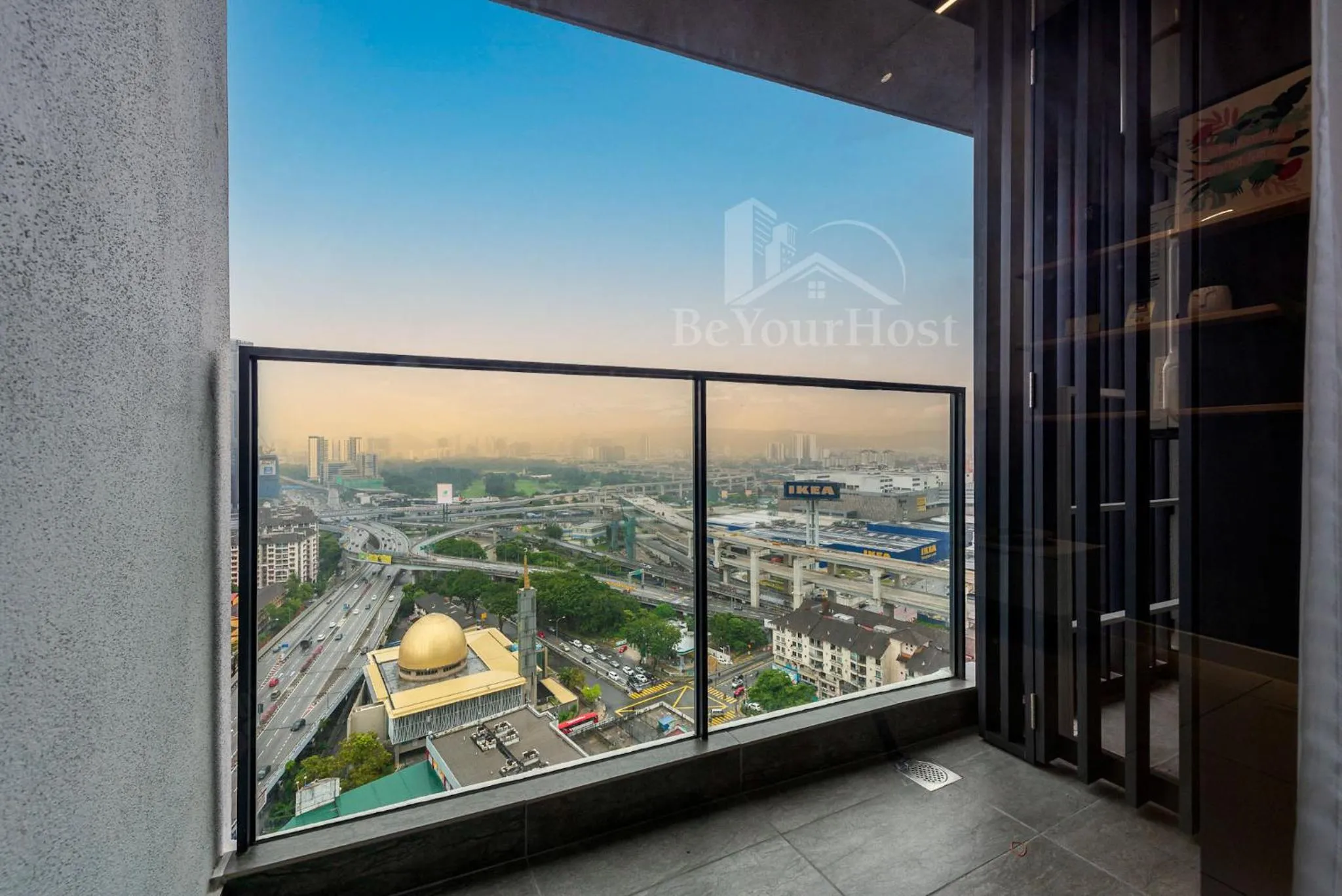 Balcony/Terrace in Continew Residences Kuala Lumpur