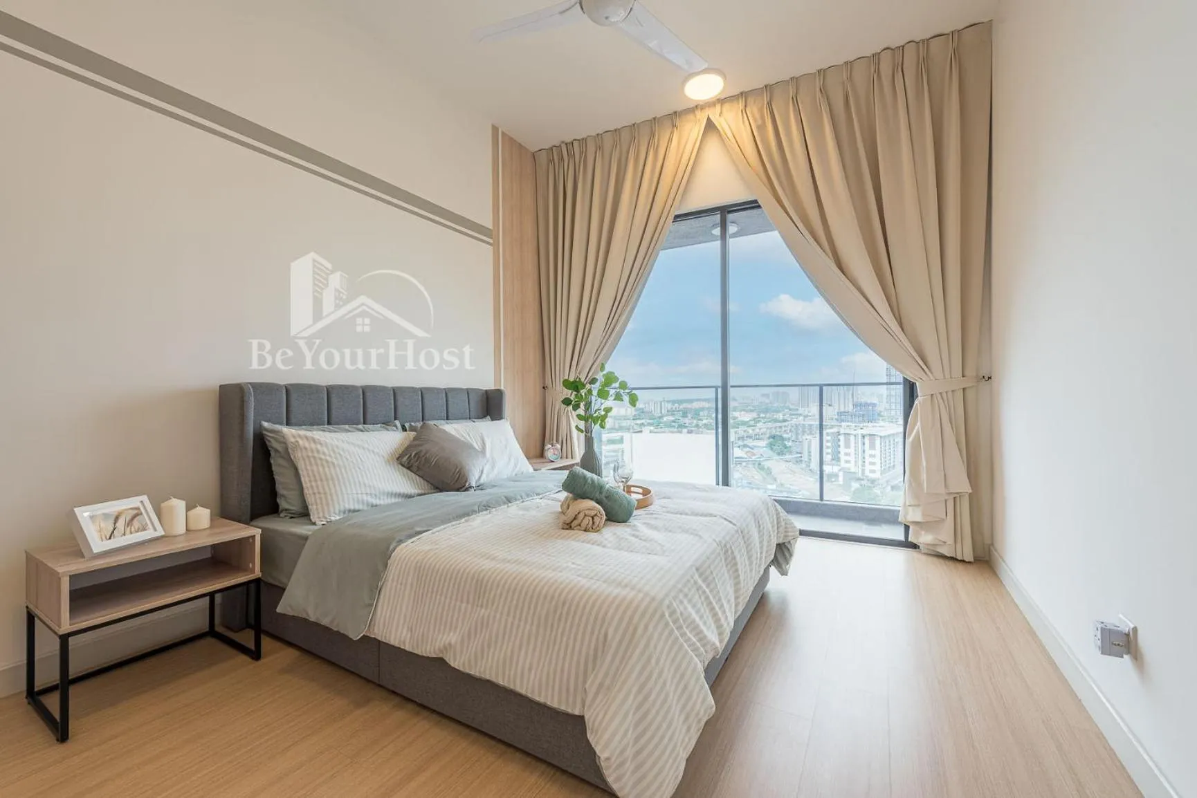 Bed in Continew Residences Kuala Lumpur