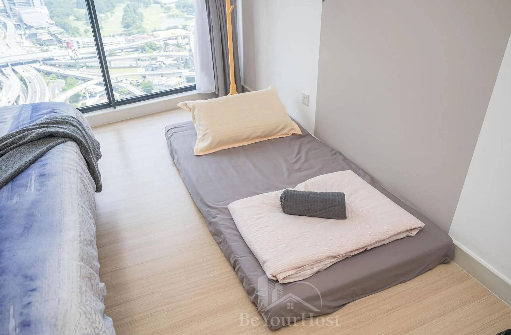 Bed in Continew Residences Kuala Lumpur